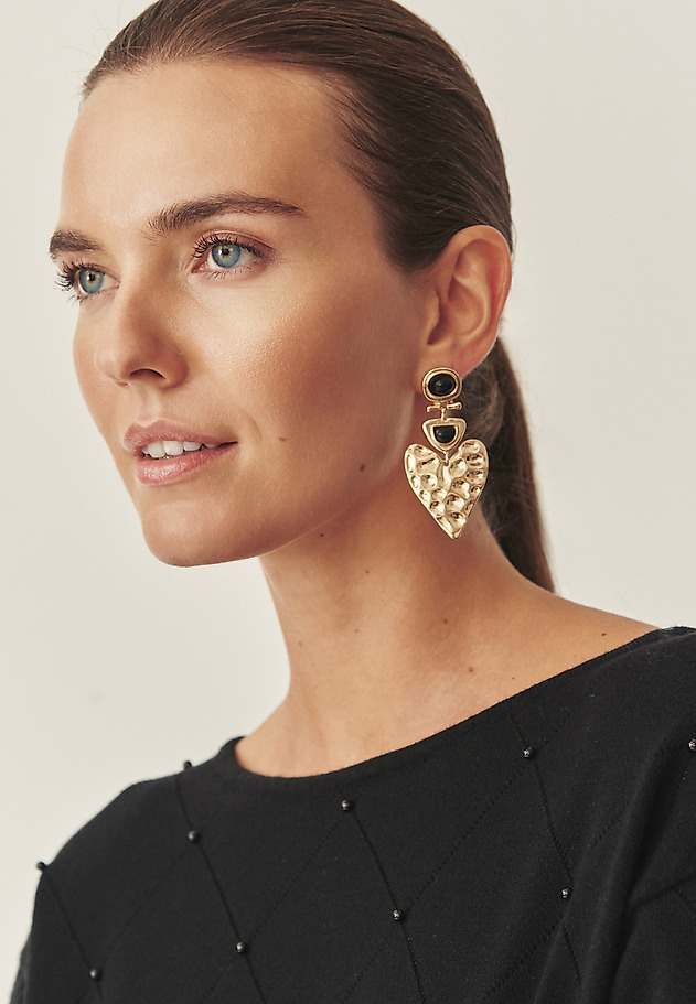 MASSIVE EARRINGS WITH A HEART MOTIF - SERAPHINE MASSIVE EARRINGS WITH A HEART MOTIF - SERAPHINE GOLD 1