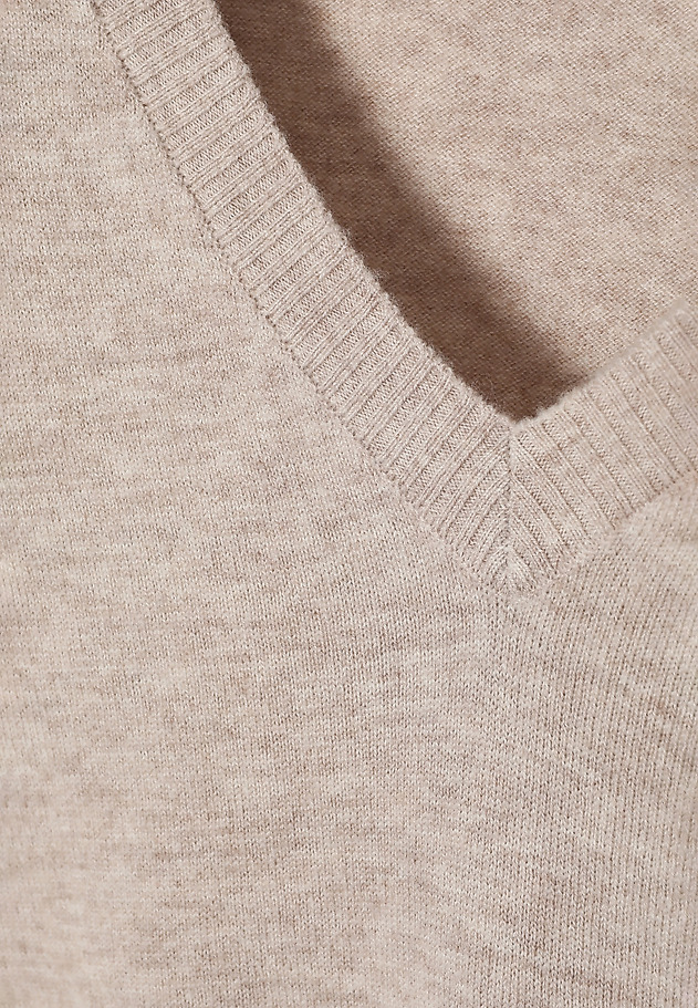 LADIES’ WOOL SWEATER WITH A V-SHAPED NECKLINE - RONI LADIES’ WOOL SWEATER WITH A V-SHAPED NECKLINE - RONI BEŻOWY 7