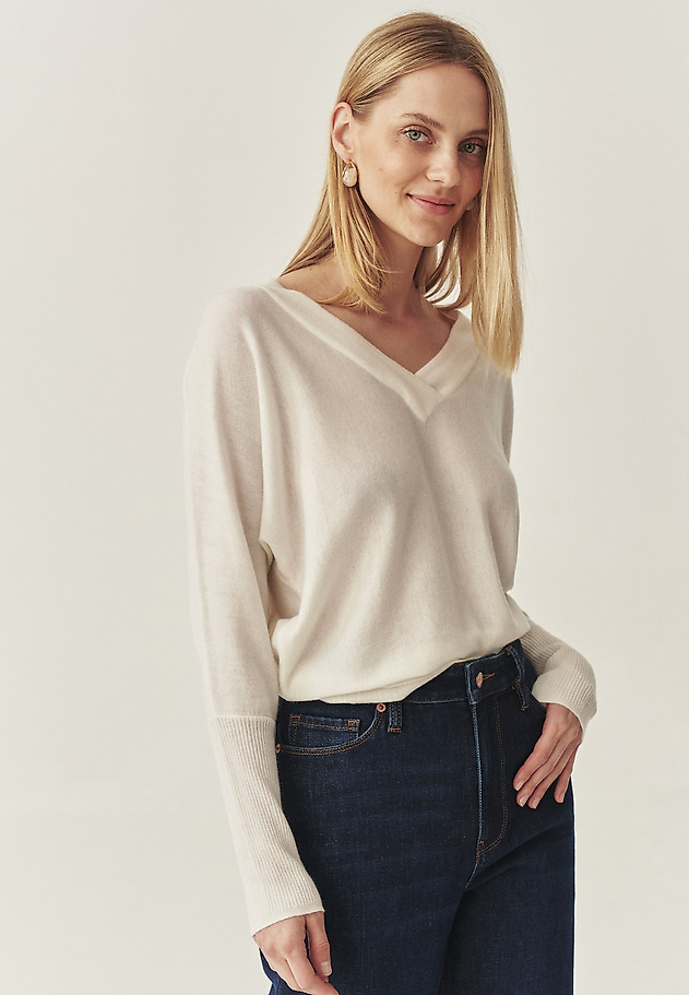 CASUAL JUMPER WITH WOOL AND CASHMERE BLEND - PONNO CASUAL JUMPER WITH WOOL AND CASHMERE BLEND - PONNO ECRU 1