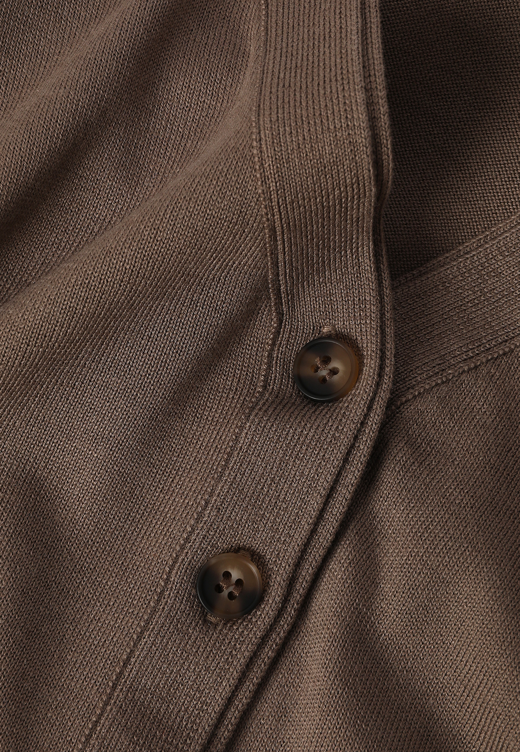 SWETER Z DOMIESZKĄ JEDWABIU - TELLA BEŻOWY 2