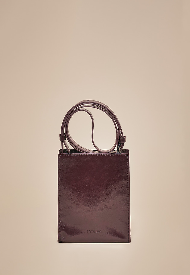 KOMPAKTNÍ VÍNOVÁ KABELKA – BURGUNDY GLINT KOMPAKTNÍ VÍNOVÁ KABELKA – BURGUNDY GLINT ČERVENÁ 1