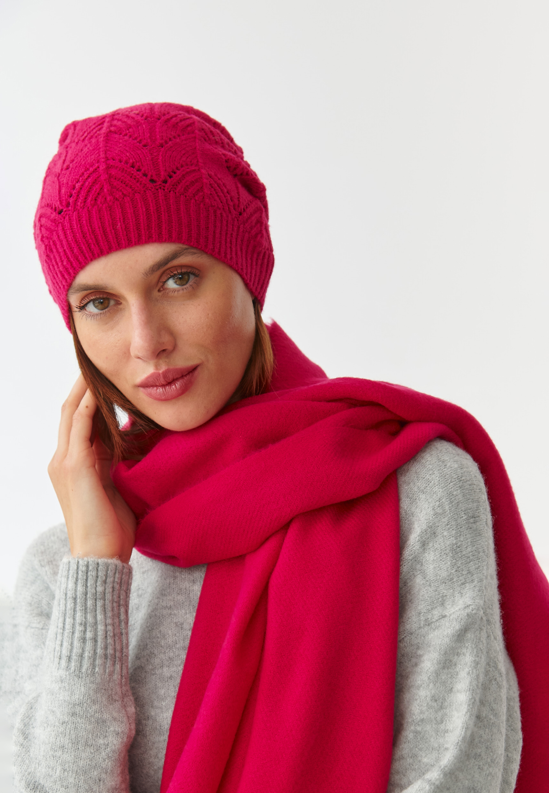 DZIANINOWA CZAPKA DAMSKA AZURA