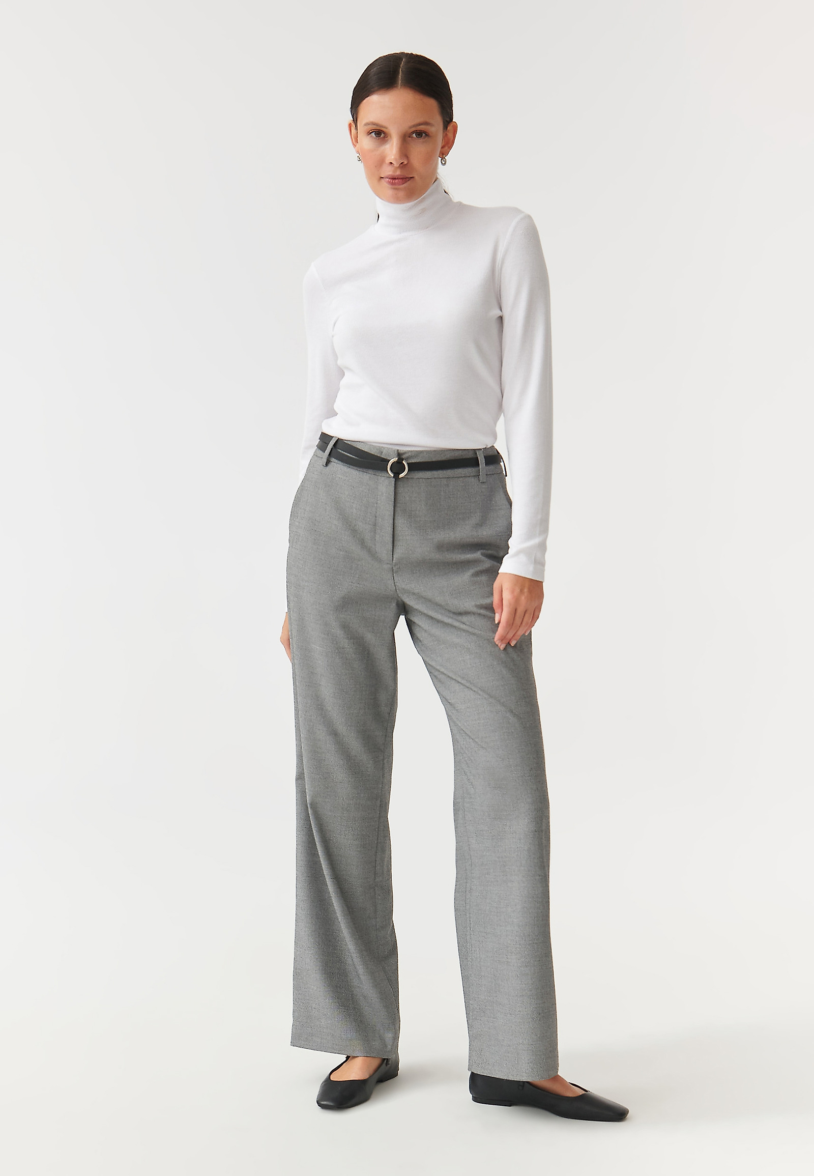 LADIES’ BLOUSE WITH A TURTLENECK GOLTIKA LADIES’ BLOUSE WITH A TURTLENECK GOLTIKA WHITE 94166