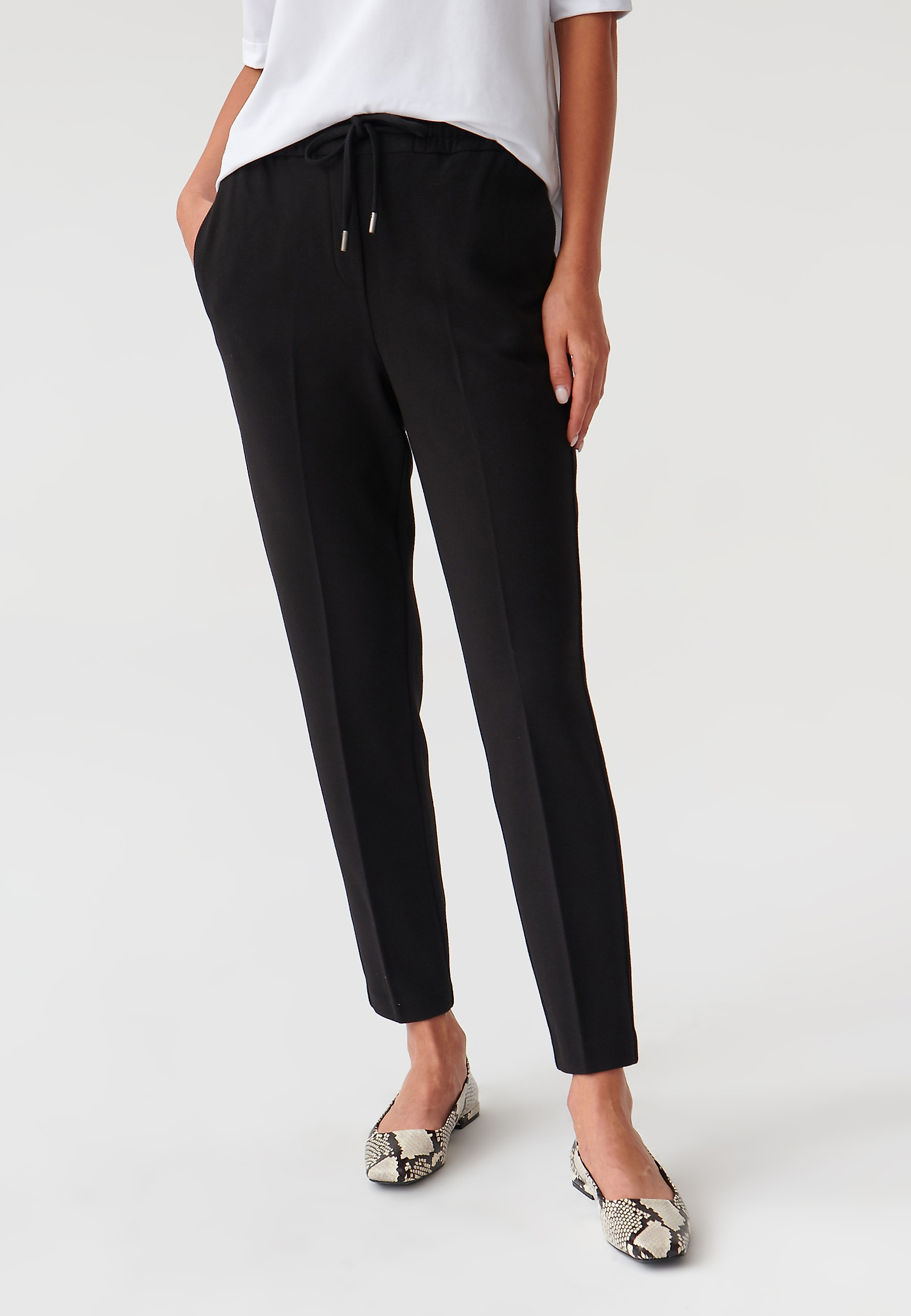 LADIES’ TROUSERS WITH RIBBING IWONE LADIES’ TROUSERS WITH RIBBING IWONE BLACK 89958