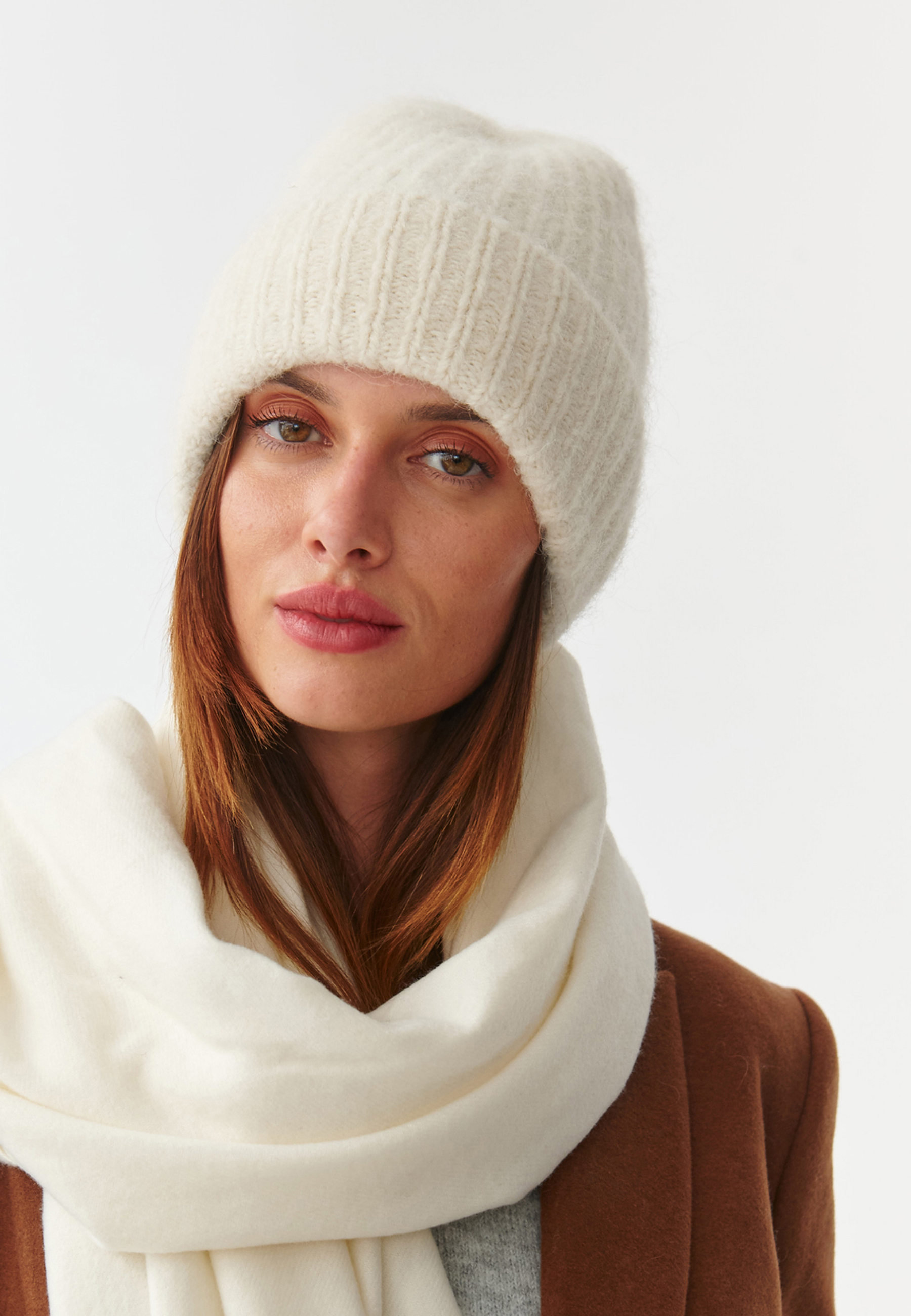 DÁMSKÁ PLETENÁ ČEPICE NENA