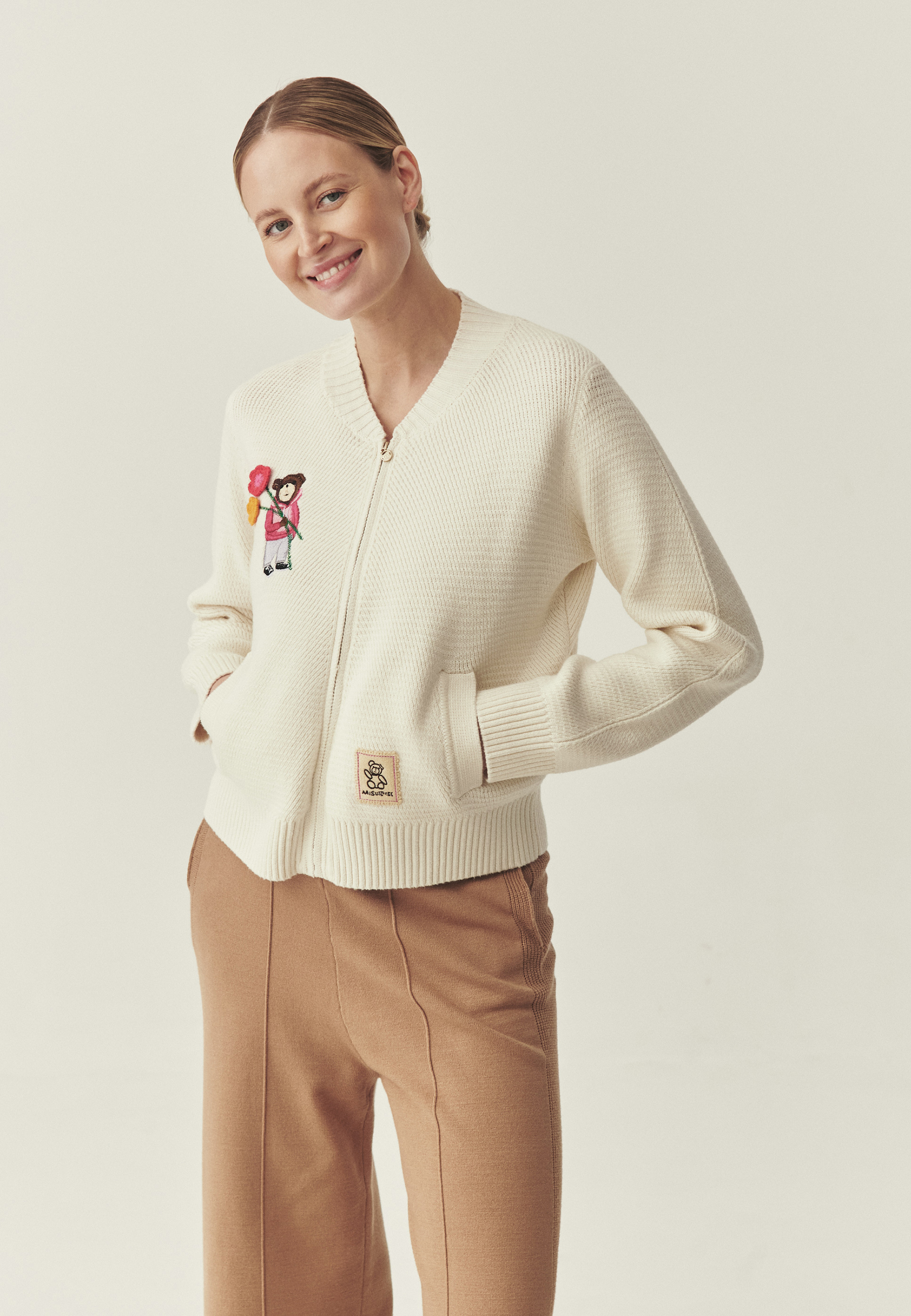 SWETROWA BOMBERKA Z WEŁNĄ - NOVIE BEŻOWY 2