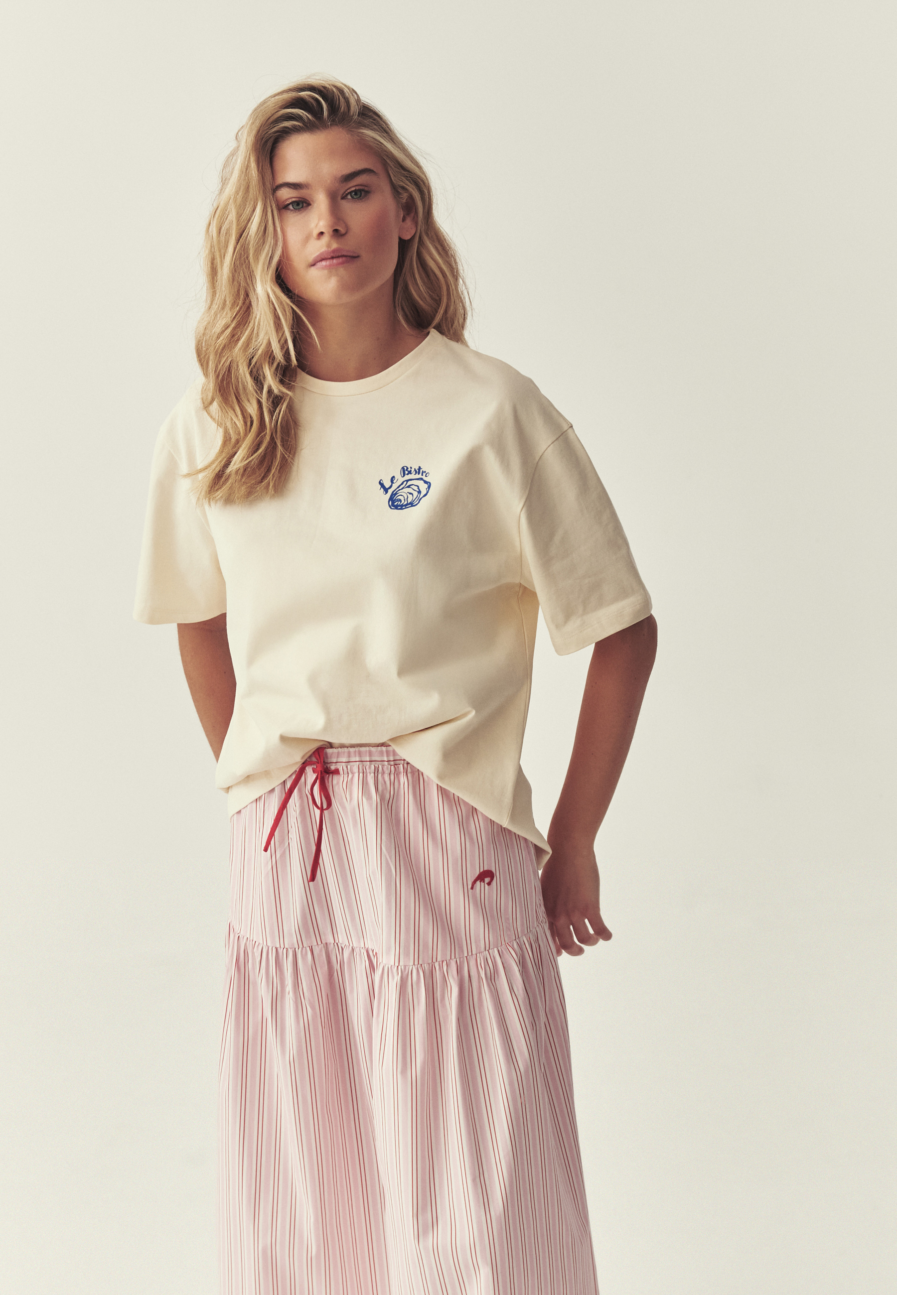 BAWEŁNIANY T-SHIRT Z NADRUKIEM - MAR