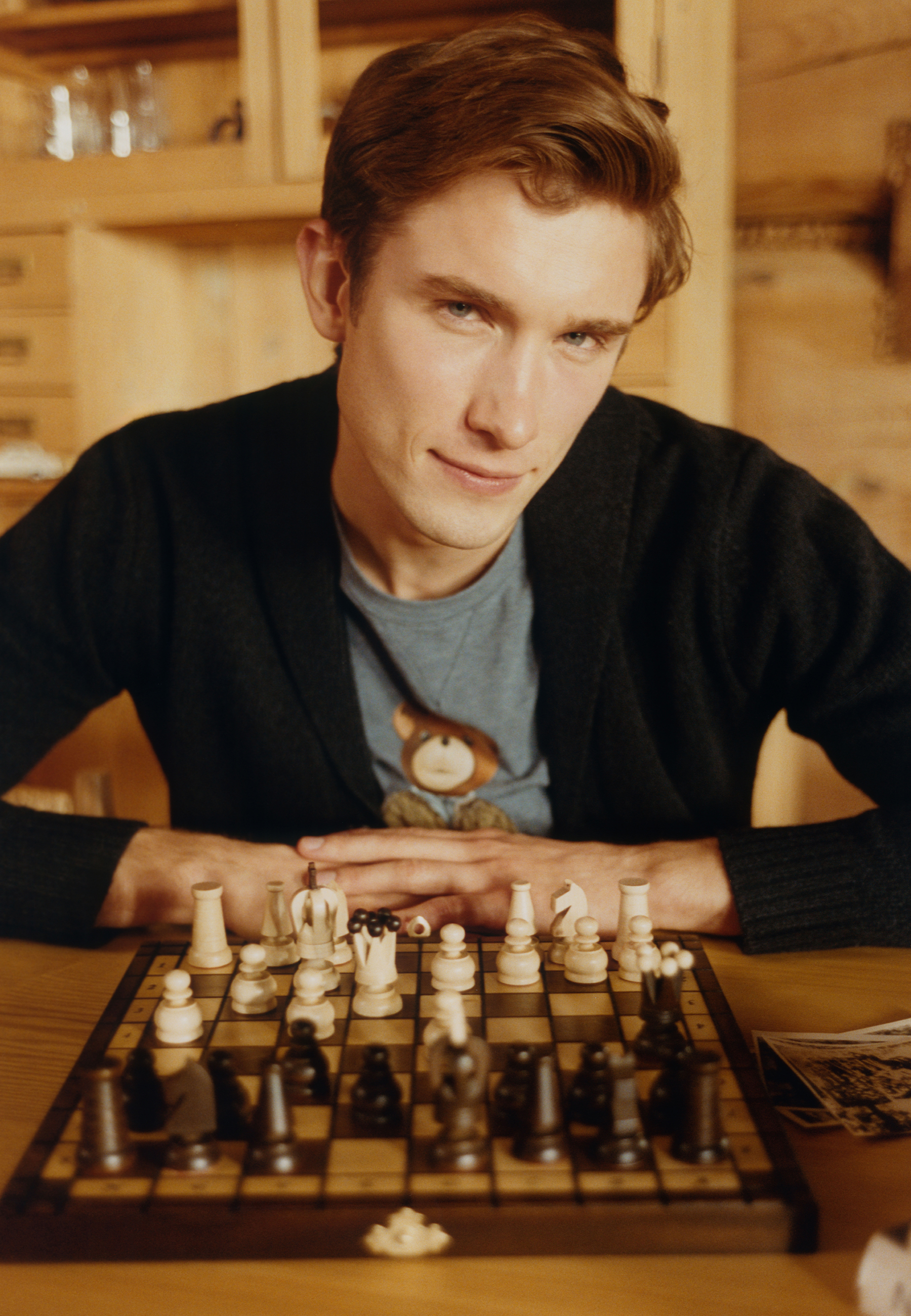 KLASYCZNY T-SHIRT Z BAJKOWYM WZOREM - FRANKO NIEBIESKI 2