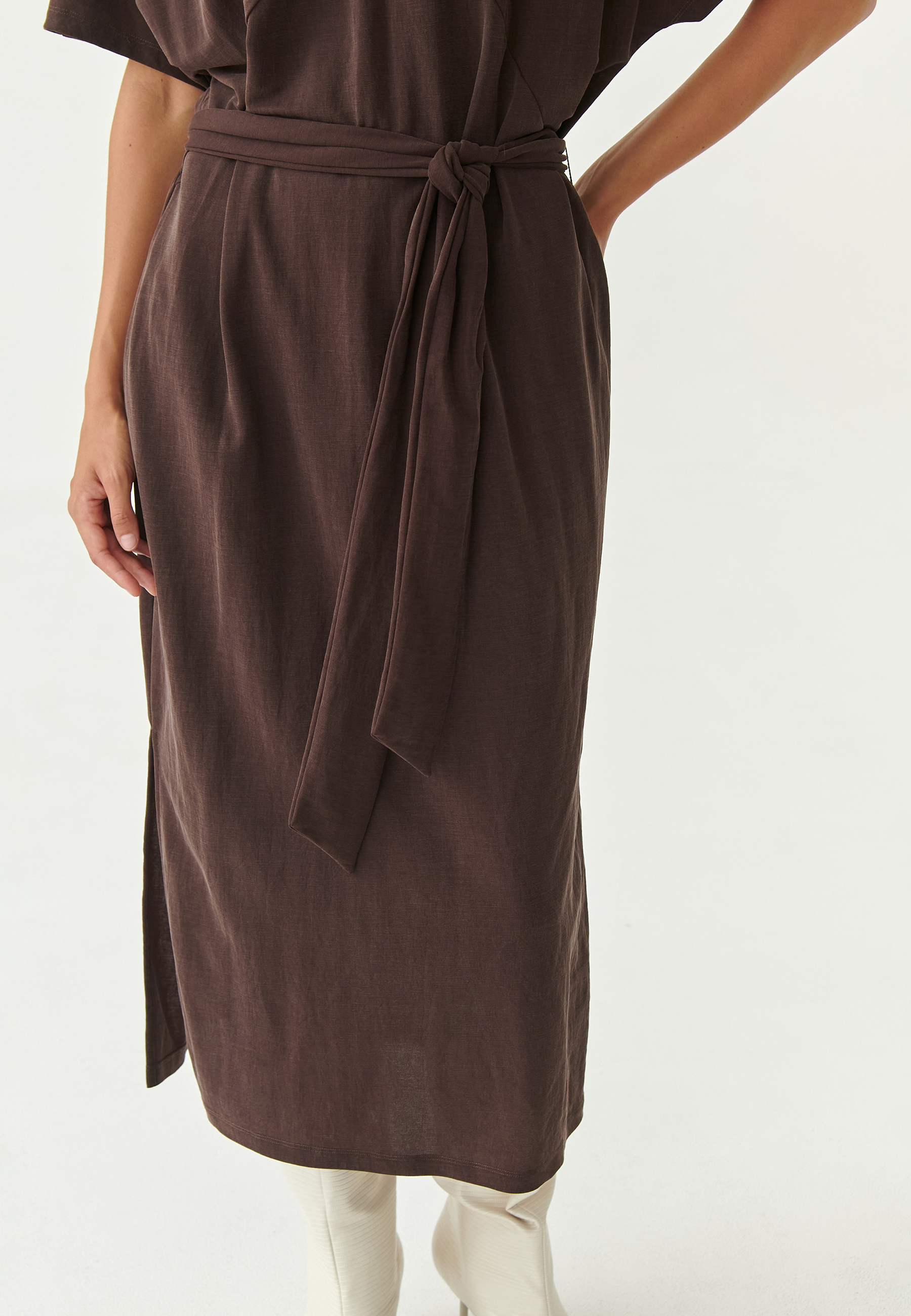 DAMSKA SUKIENKA MIDI Z WIĄZANIEM ZORKI