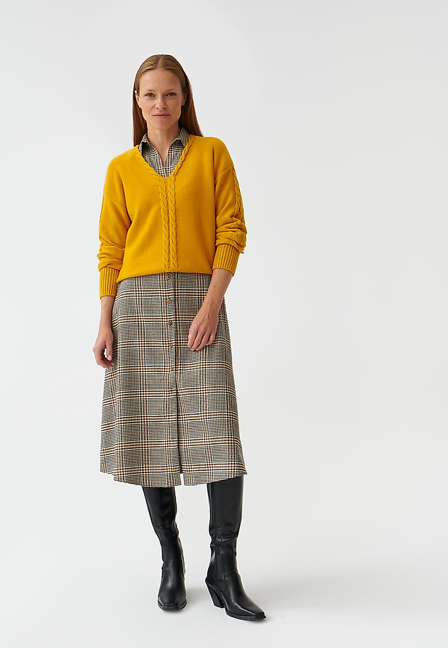LADIES’ SWEATER WITH V-SHAPE NECKLINE POLI LADIES’ SWEATER WITH V-SHAPE NECKLINE POLI ŻÓŁTY 2