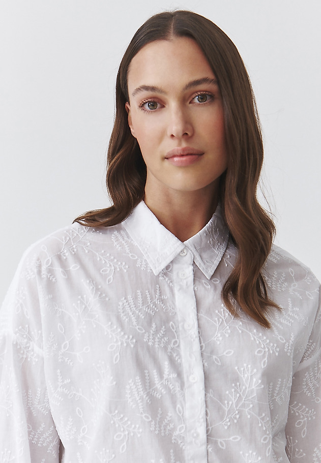 LADIES' WOVEN SHIRT WITH FLORAL EMBROIDERY — INES LADIES' WOVEN SHIRT WITH FLORAL EMBROIDERY — INES WHITE 1