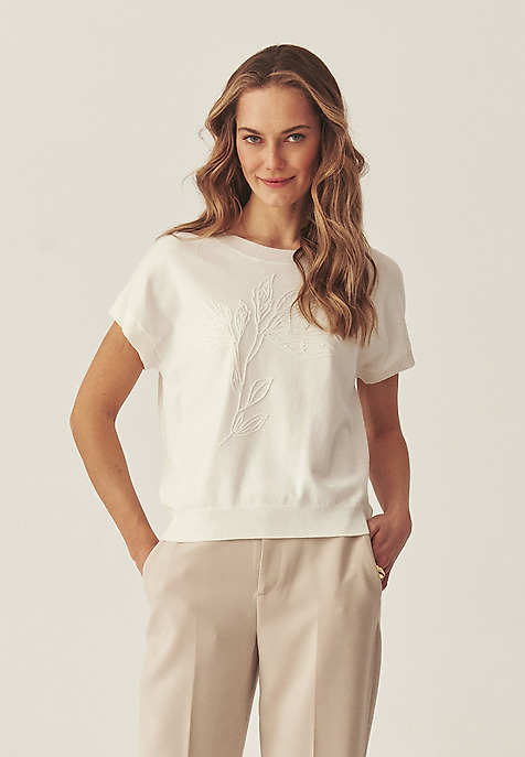 DZIANINOWA BLUZKA Z WISKOZĄ LENZING™ ECOVERO™ - SUFIF DZIANINOWA BLUZKA Z WISKOZĄ LENZING™ ECOVERO™ - SUFIF