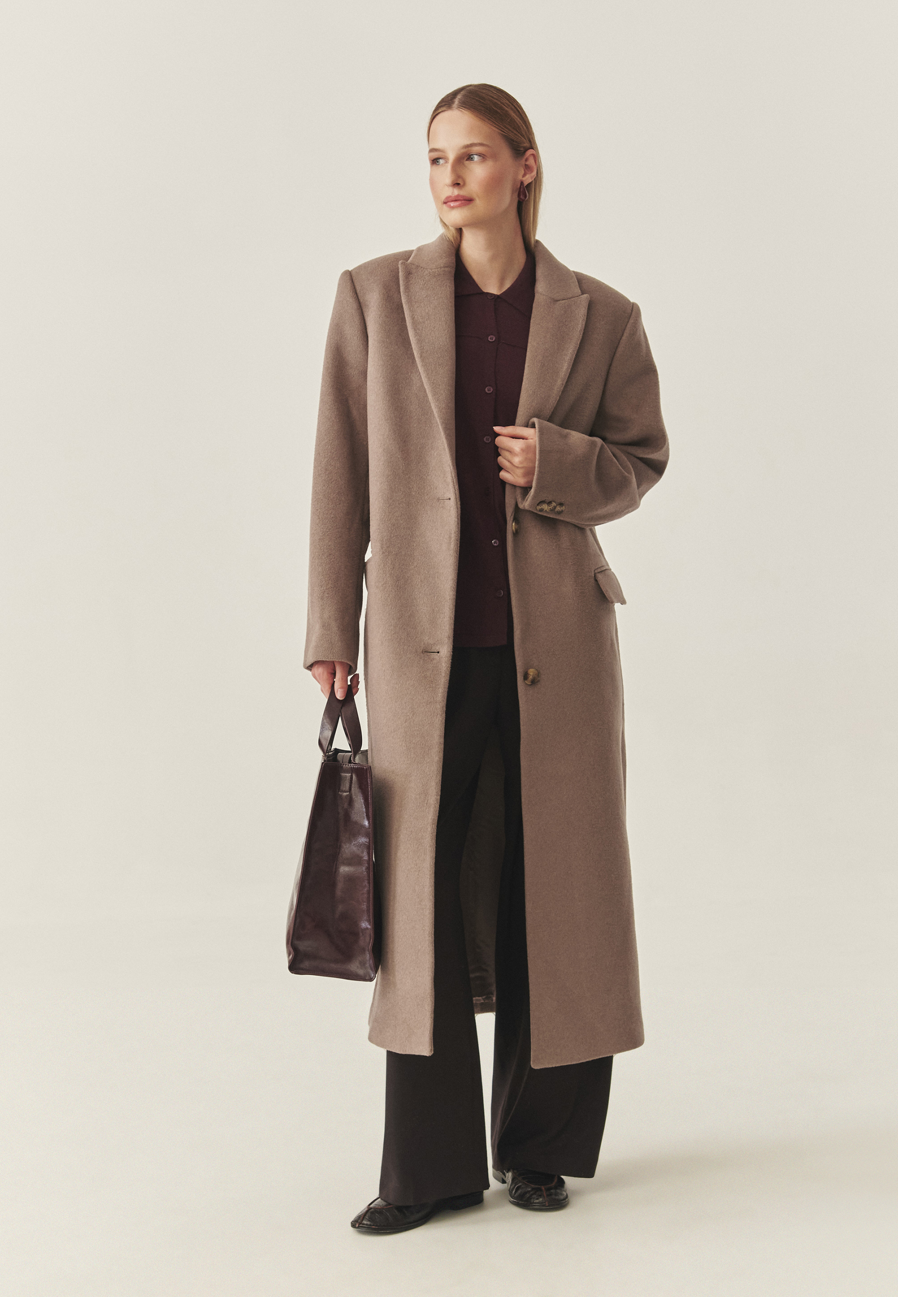 PALTON DE DAMĂ CU UN RÂND DE NASTURI CU BUZUNARE ÎNCĂPĂTOARE - MAWE BEJ 2