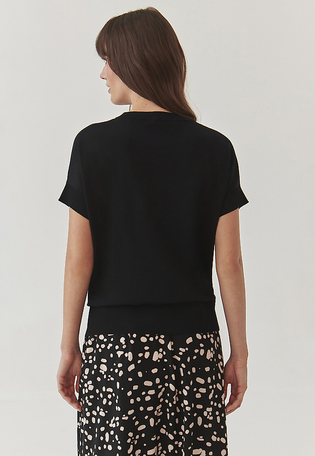 LADIES’ COMFORTABLE SWEATER WITH SMALL SIDE SLITS - IMON LADIES’ COMFORTABLE SWEATER WITH SMALL SIDE SLITS - IMON BLACK 3