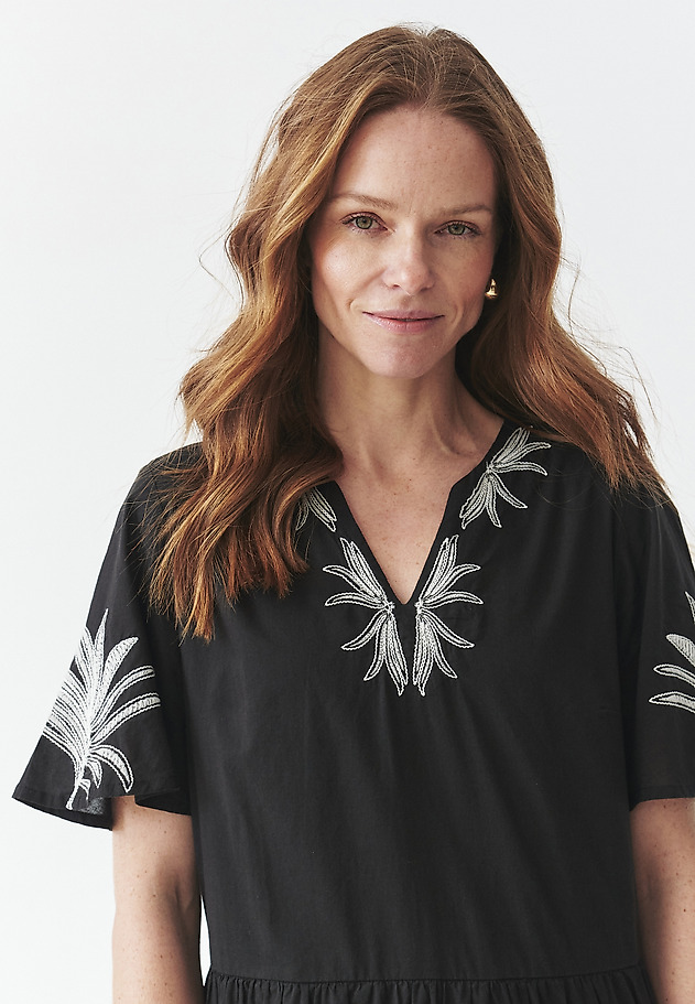 COTTON DRESS WITH EMBROIDERY - AYO COTTON DRESS WITH EMBROIDERY - AYO CZARNY 4