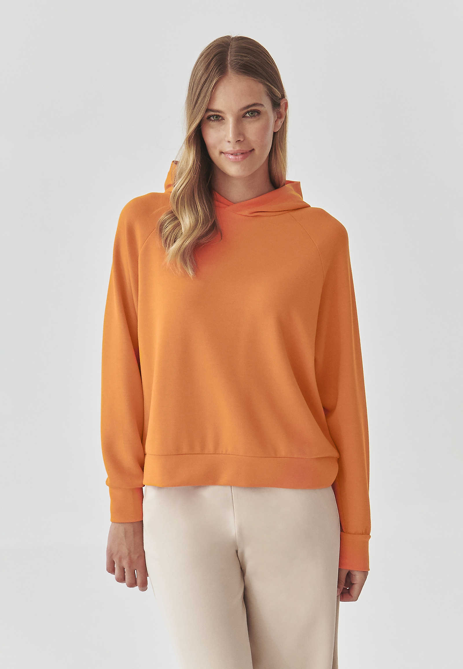 HÖLGYEK RAGLAN KAPUCNIS FELIRAT - VIOLETTA HÖLGYEK RAGLAN KAPUCNIS FELIRAT - VIOLETTA NARANCSSÁRGA 99976