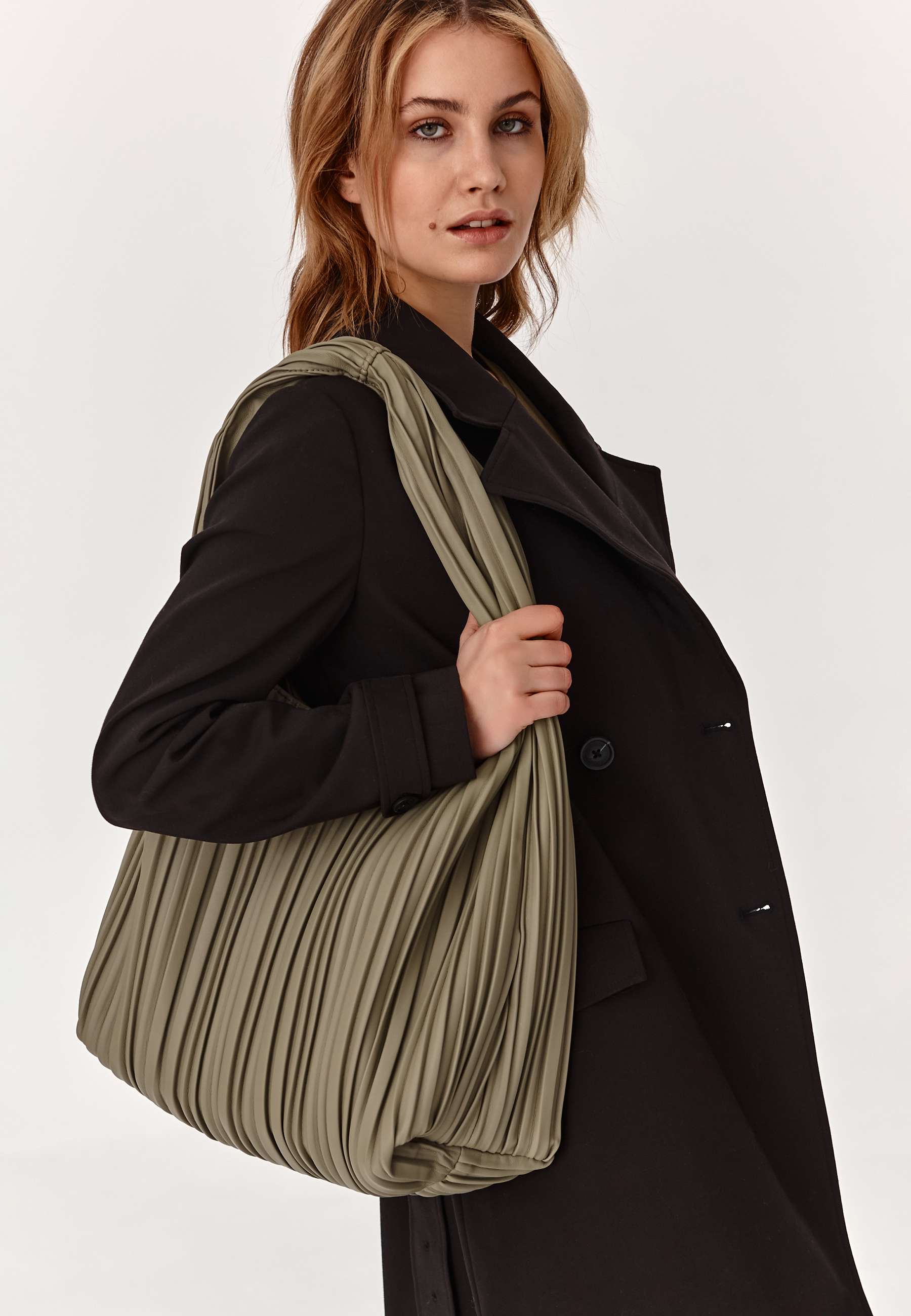 TOREBKA DAMSKA PLIZA