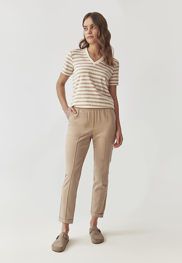 LADIES’ PANTS WITH TURNED-UP CUFFS - SUMIKO LADIES’ PANTS WITH TURNED-UP CUFFS - SUMIKO BEŻOWY 1