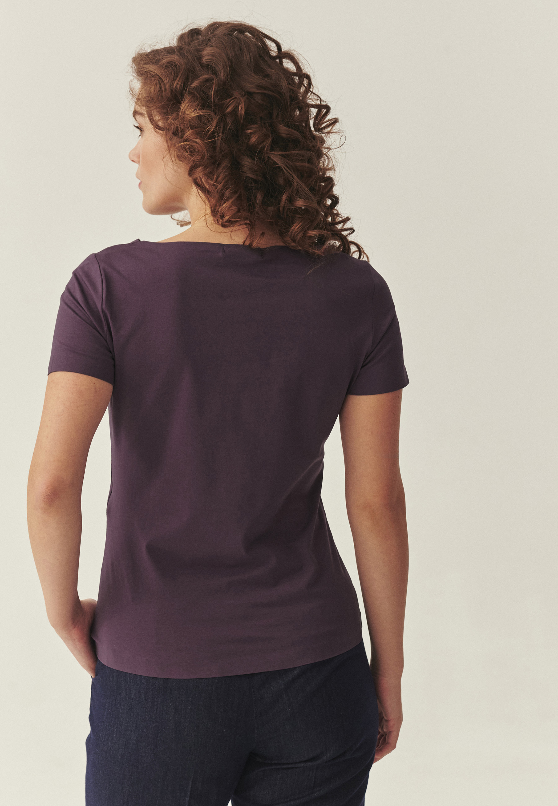 DOPASOWANA BLUZKA Z KLEJONYM WYKOŃCZENIEM - MIKAJA 3 FIOLETOWY 2