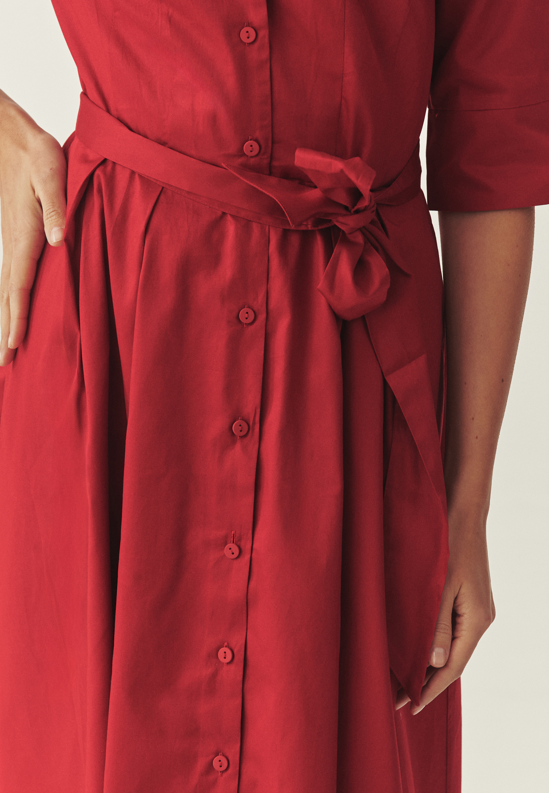 BAWEŁNIANA SUKIENKA Z TKANINOWYM PASKIEM - TIRAMI CZERWONY 2