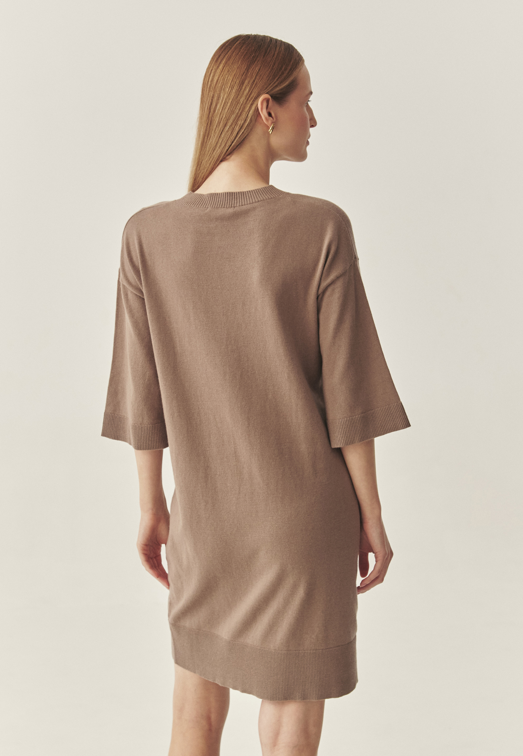 OBLEKA S ŠIROKIMI ROKAVI IZ BOMBAŽNE PREJE - GLEN BEŽ 2