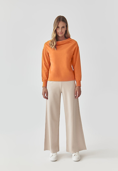 STYLISH LADIES’ SWEATSHIRT WITH WATER NECKLINE - MALIA ORANGE 2