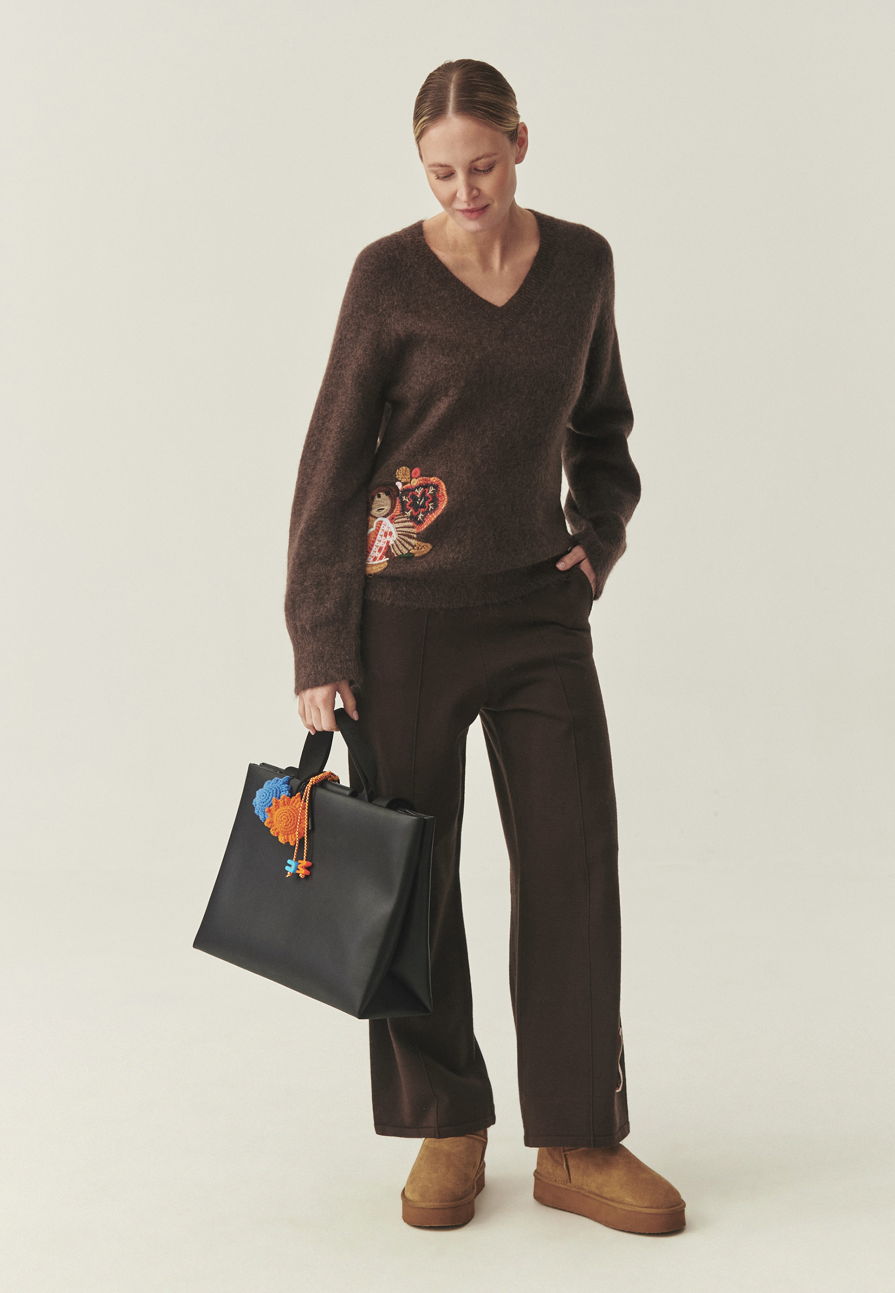 TAŠKA S MOTÍVOM MACKA UŠKO - RELLE ČIERNA 2