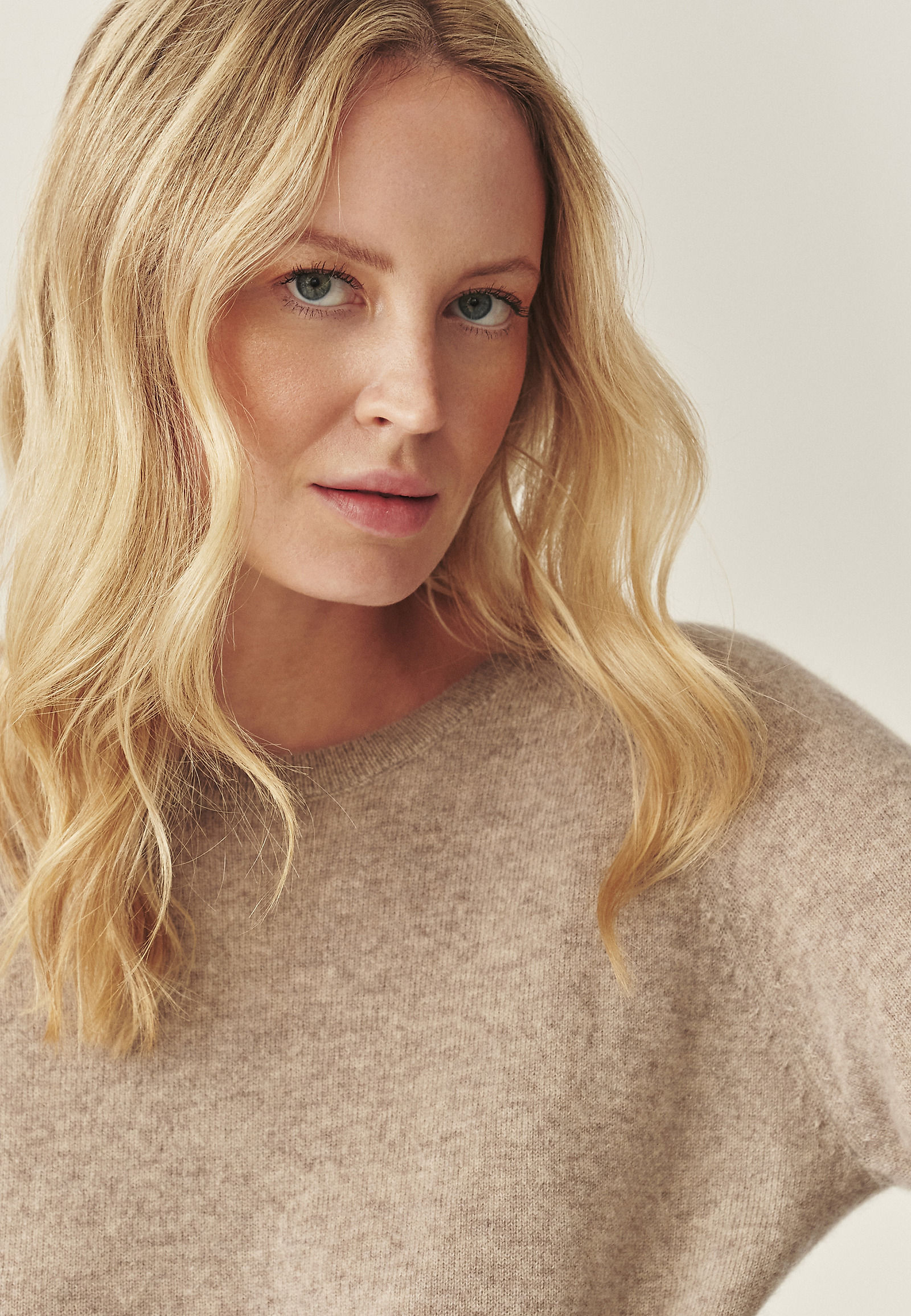 CASHMERE JUMPER - PRESLEY CASHMERE JUMPER - PRESLEY BEIGE 117456