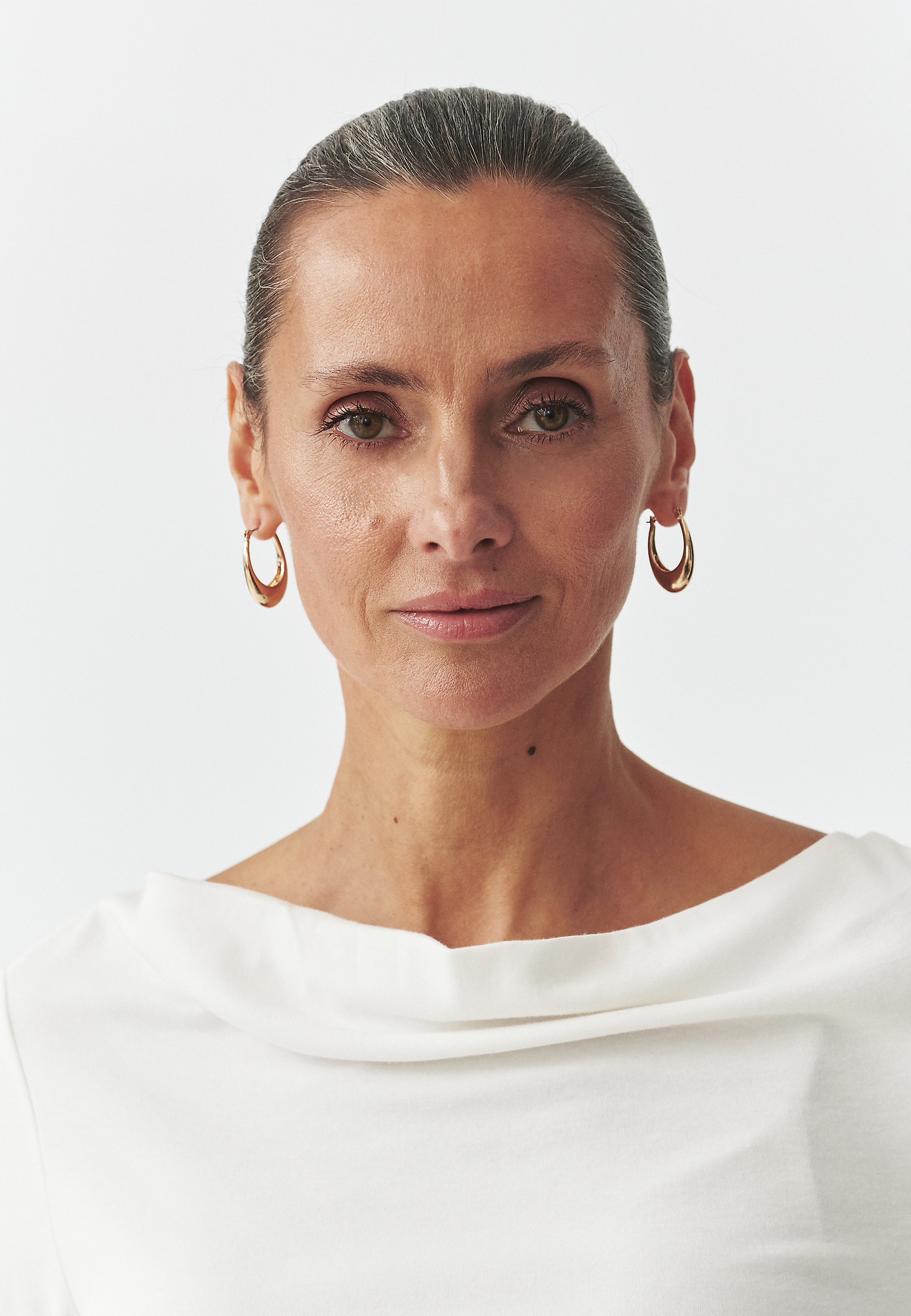 LADIES' KNITTED BLOUSE WITH “WATER” NECKLINE — BLOOM LADIES' KNITTED BLOUSE WITH “WATER” NECKLINE — BLOOM ECRU 106212