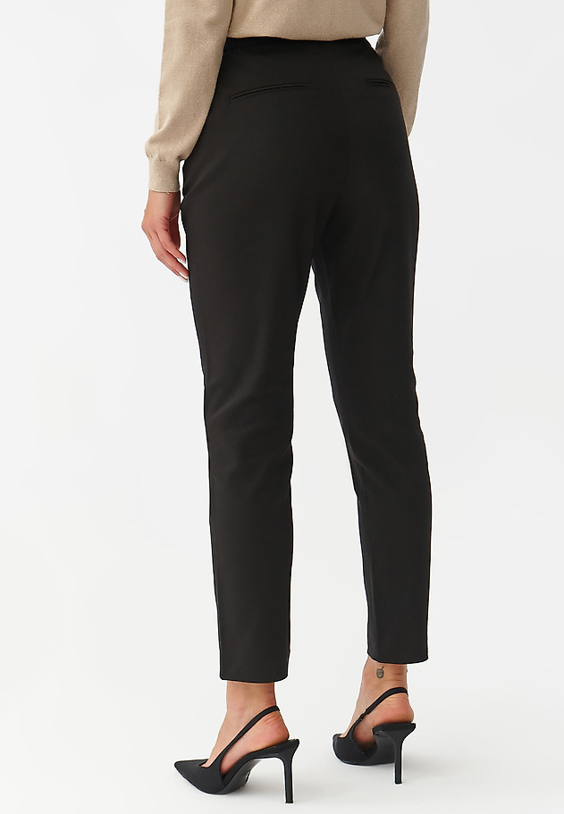 CLASSIC LADIES’ TROUSERS MAKOLO CLASSIC LADIES’ TROUSERS MAKOLO CZARNY 3