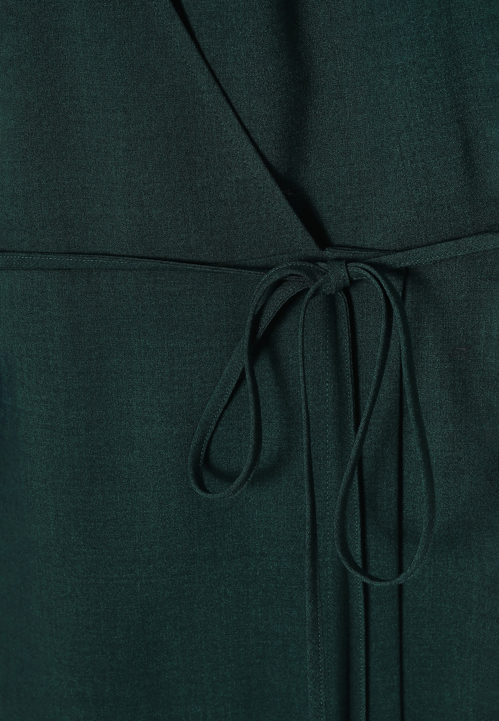 PLÁTĚNÉ ZAVINOVACÍ ŠATY — ZEREWIANA PLÁTĚNÉ ZAVINOVACÍ ŠATY — ZEREWIANA ZELENÁ 101580