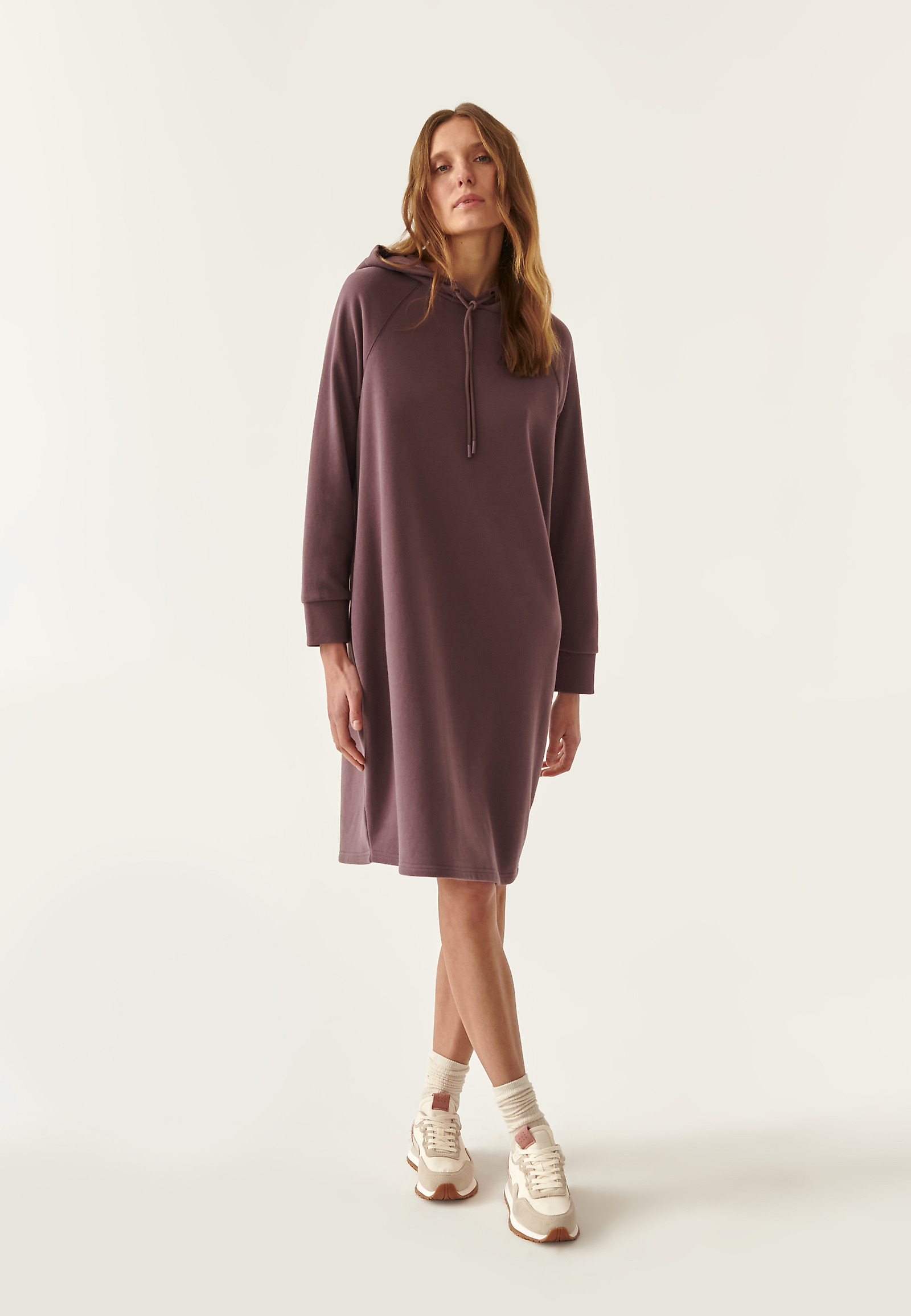 ŠATY S KAPUCÍ ASPENA ŠATY S KAPUCÍ ASPENA FIALOVÁ 85425