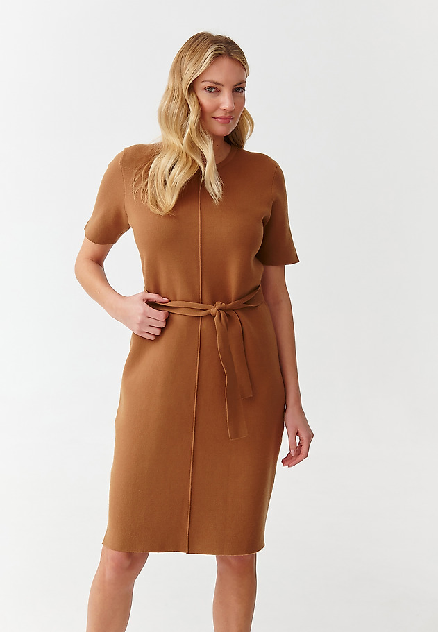 LADIES’ SHORT-SLEEVED DRESS TIED AROUND THE WAIST - JENNIFER LADIES’ SHORT-SLEEVED DRESS TIED AROUND THE WAIST - JENNIFER BEŻOWY 3