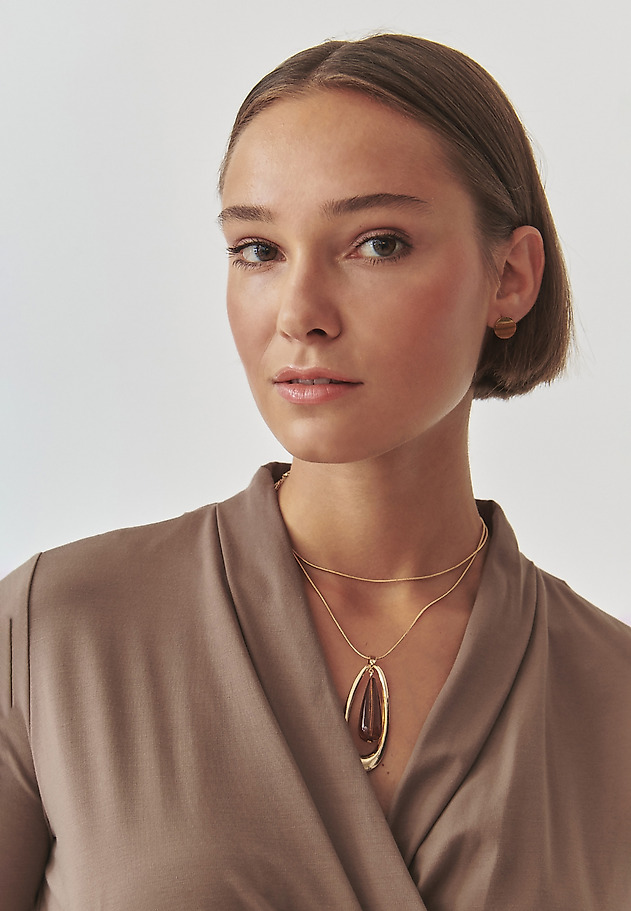 CLASSIC EARRINGS WITH NATURAL QUARTZ — OMELIA CLASSIC EARRINGS WITH NATURAL QUARTZ — OMELIA GOLD 1