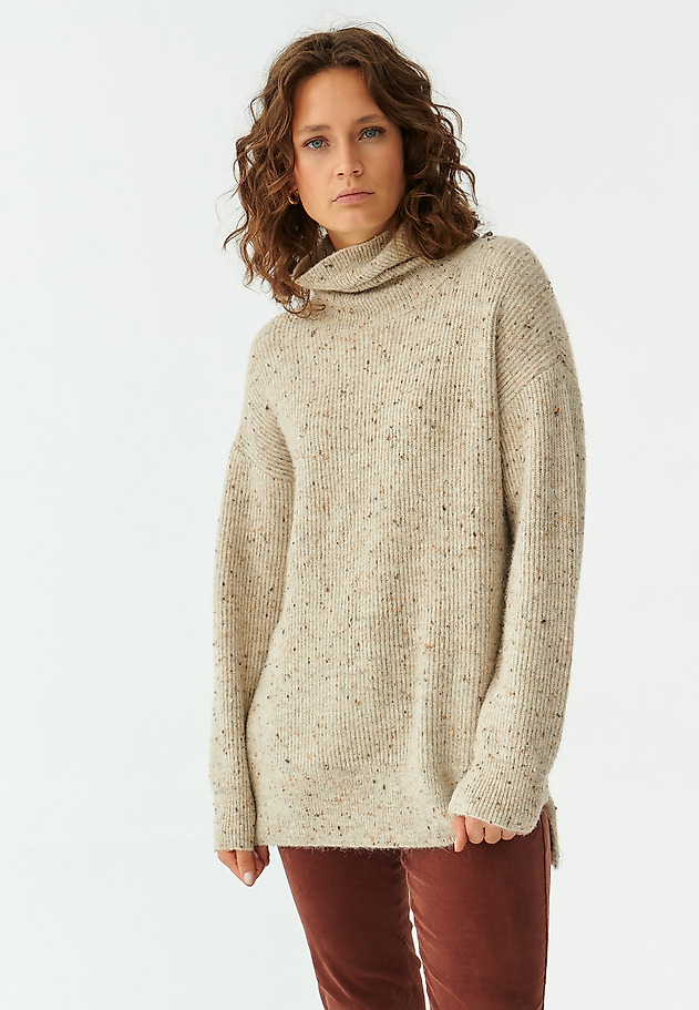 LADIES’ MELANGE SWEATER WITH A TURTLENECK DAMIKO LADIES’ MELANGE SWEATER WITH A TURTLENECK DAMIKO BEŻOWY 3