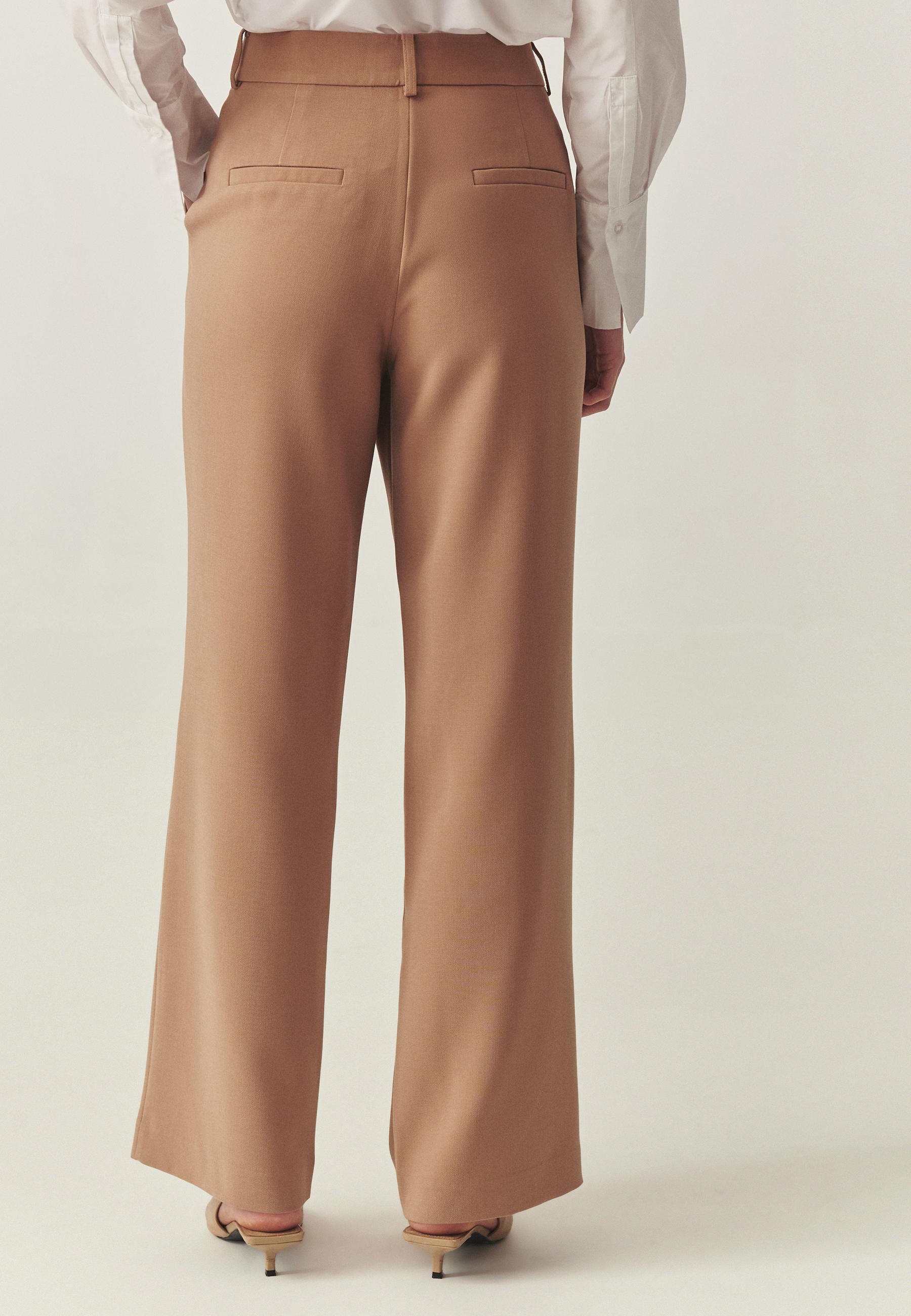 PANTALONI CU CRAC LARG — TIARO BEJ 2