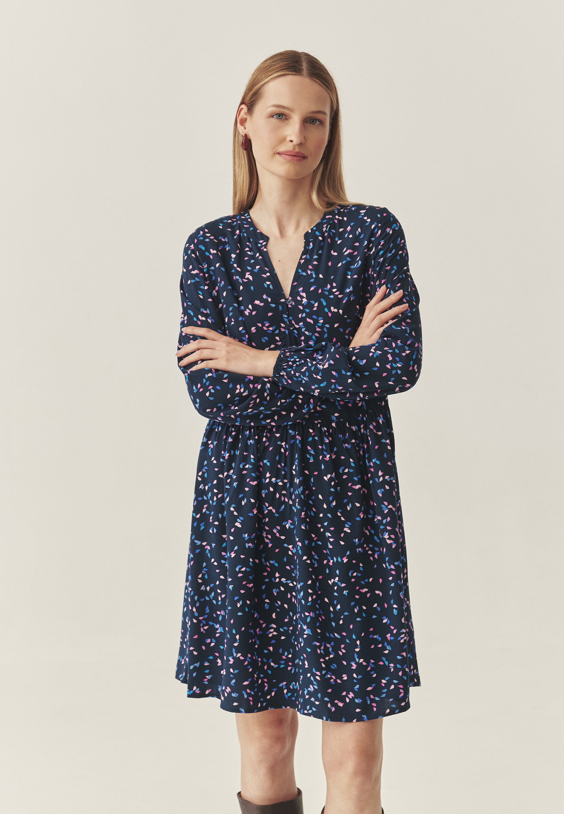 ROCHIE CU MODEL, CU MÂNECĂ LUNGĂ, DIN VISCOZĂ - STRAKMI MULTICOLOR 2