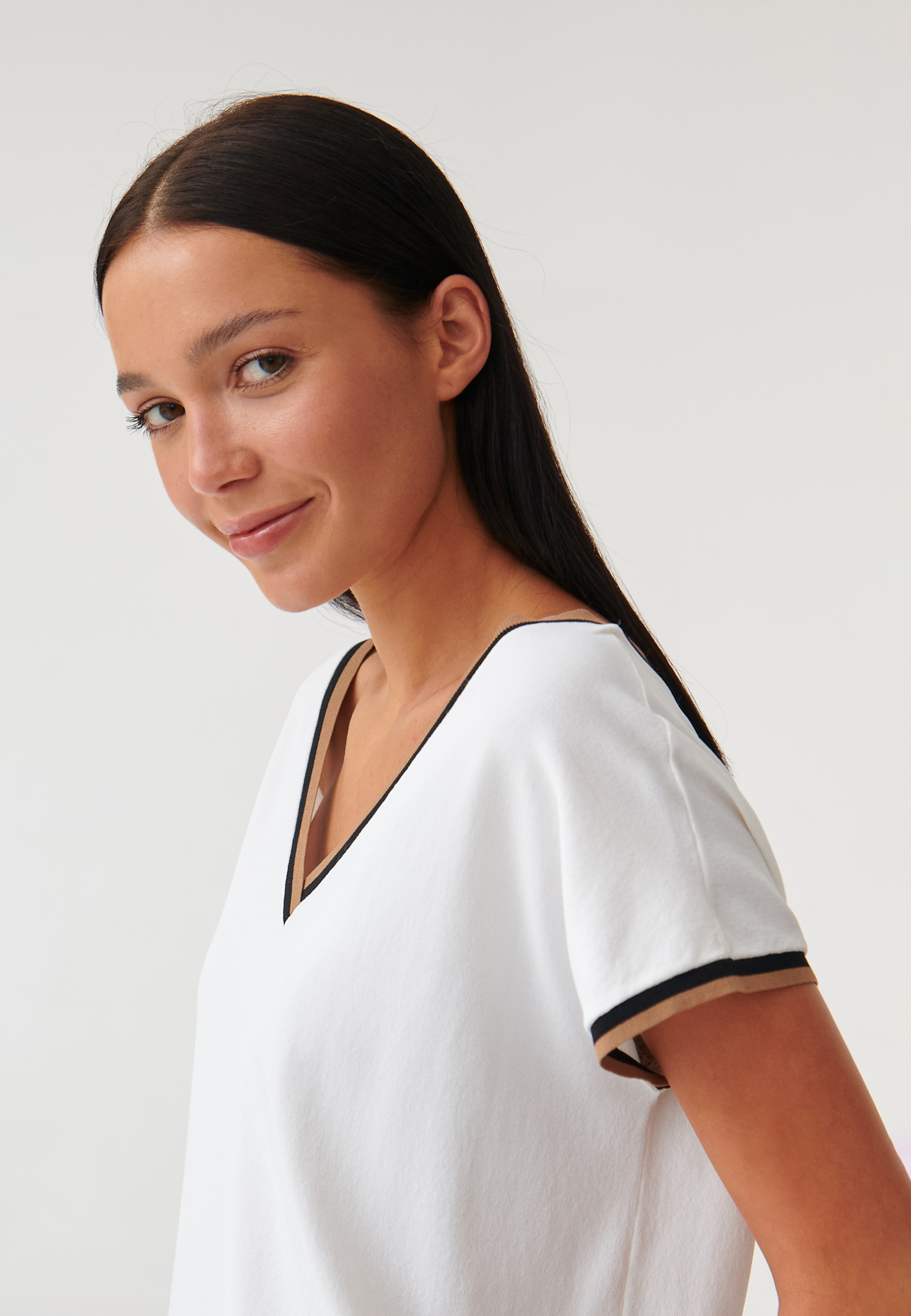 BLUZĂ DE DAMĂ, TRICOTATĂ, CU MÂNECI SCURTE SORA