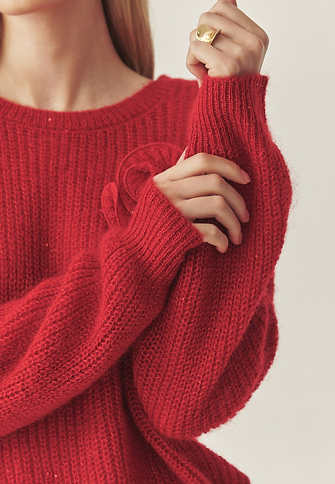 LADIES' JUMPER IN YARN WITH FLORAL, DECORATIVE ELEMENT — CLAIRE RED 2