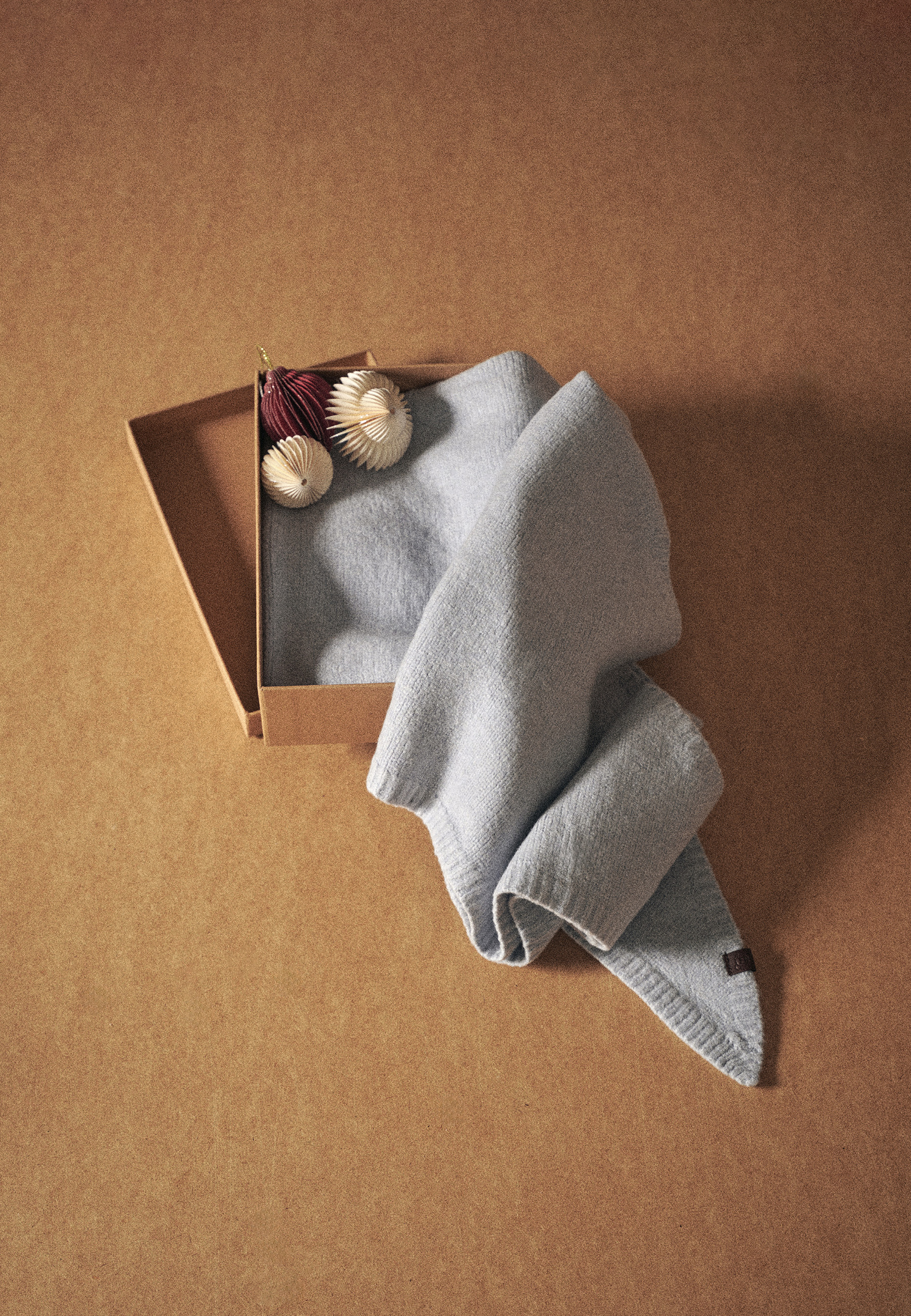 TROJUHELNÍKOVÝ ŠÁL S VLNĚNOU SMĚSÍ - SNUGA 2 MODRÁ 2