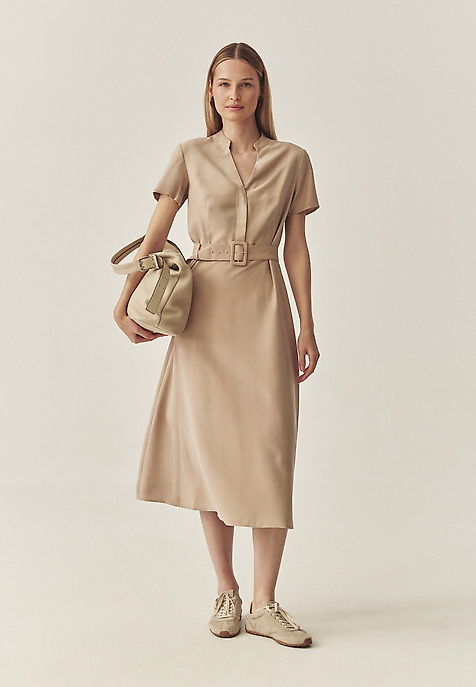 LADIES’ MIDI SHORT-SLEEVED DRESS WITH BELT AND A BUCKLE - KORMI BEIGE 2
