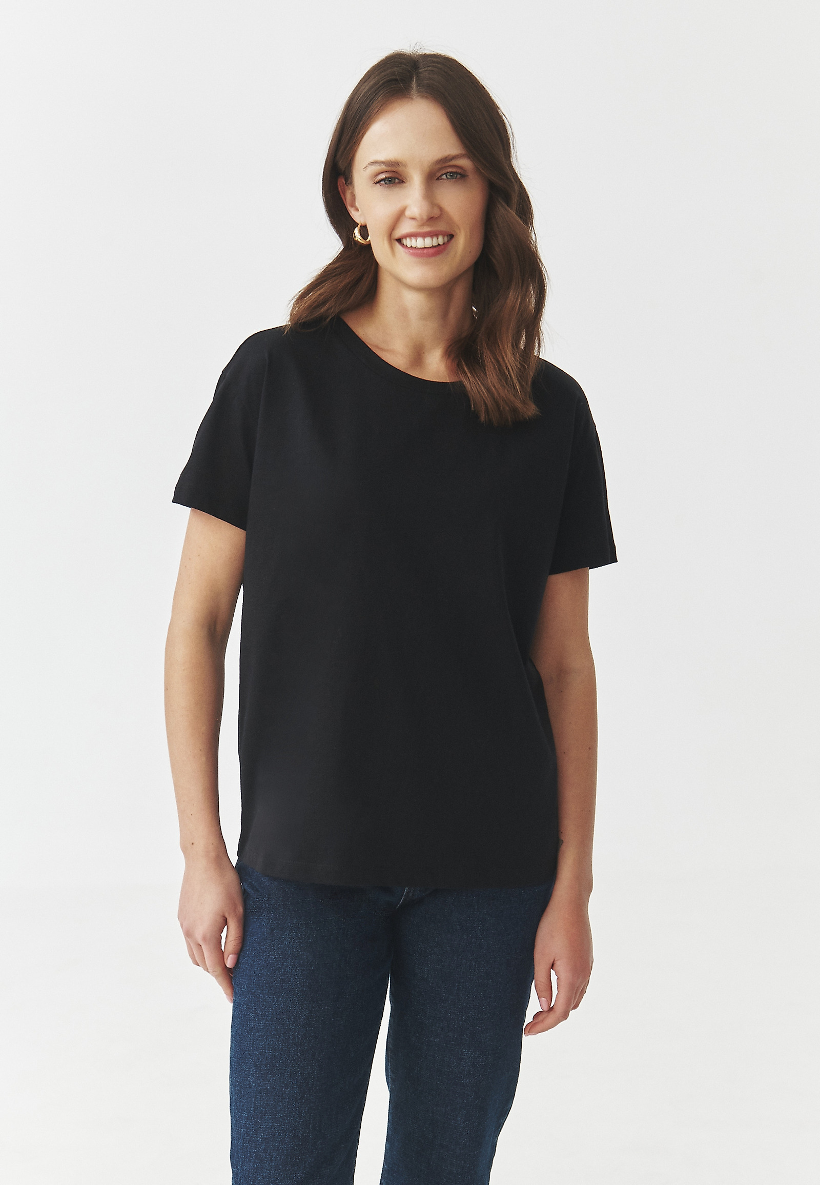 BOMBAŽNA MAJICA OVERSIZE - CARLA BOMBAŽNA MAJICA OVERSIZE - CARLA ČRNA 107352