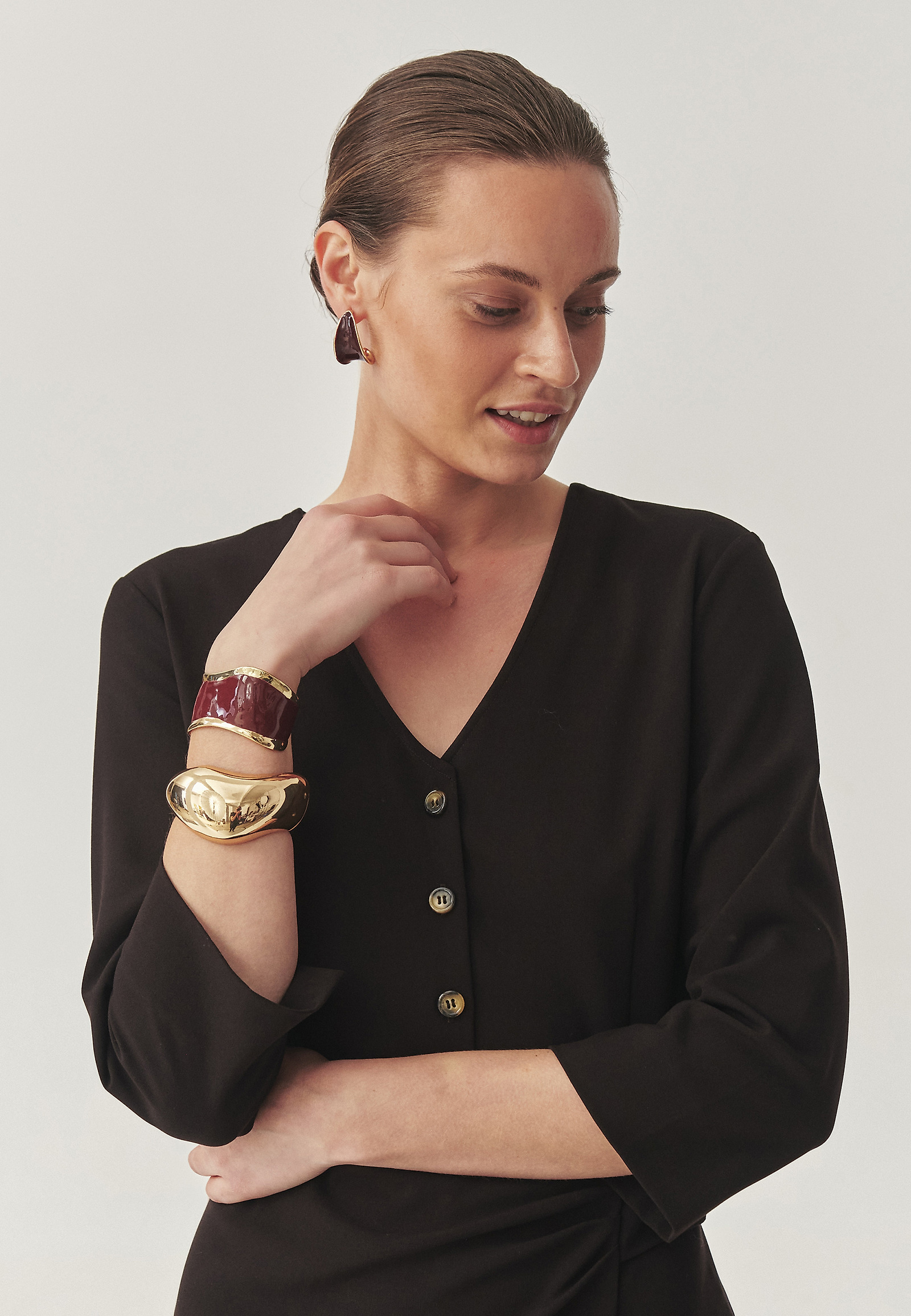 FINE EARRINGS WITH EPOXY RESIN - ZAWIRA 1 FINE EARRINGS WITH EPOXY RESIN - ZAWIRA 1 RED 115901