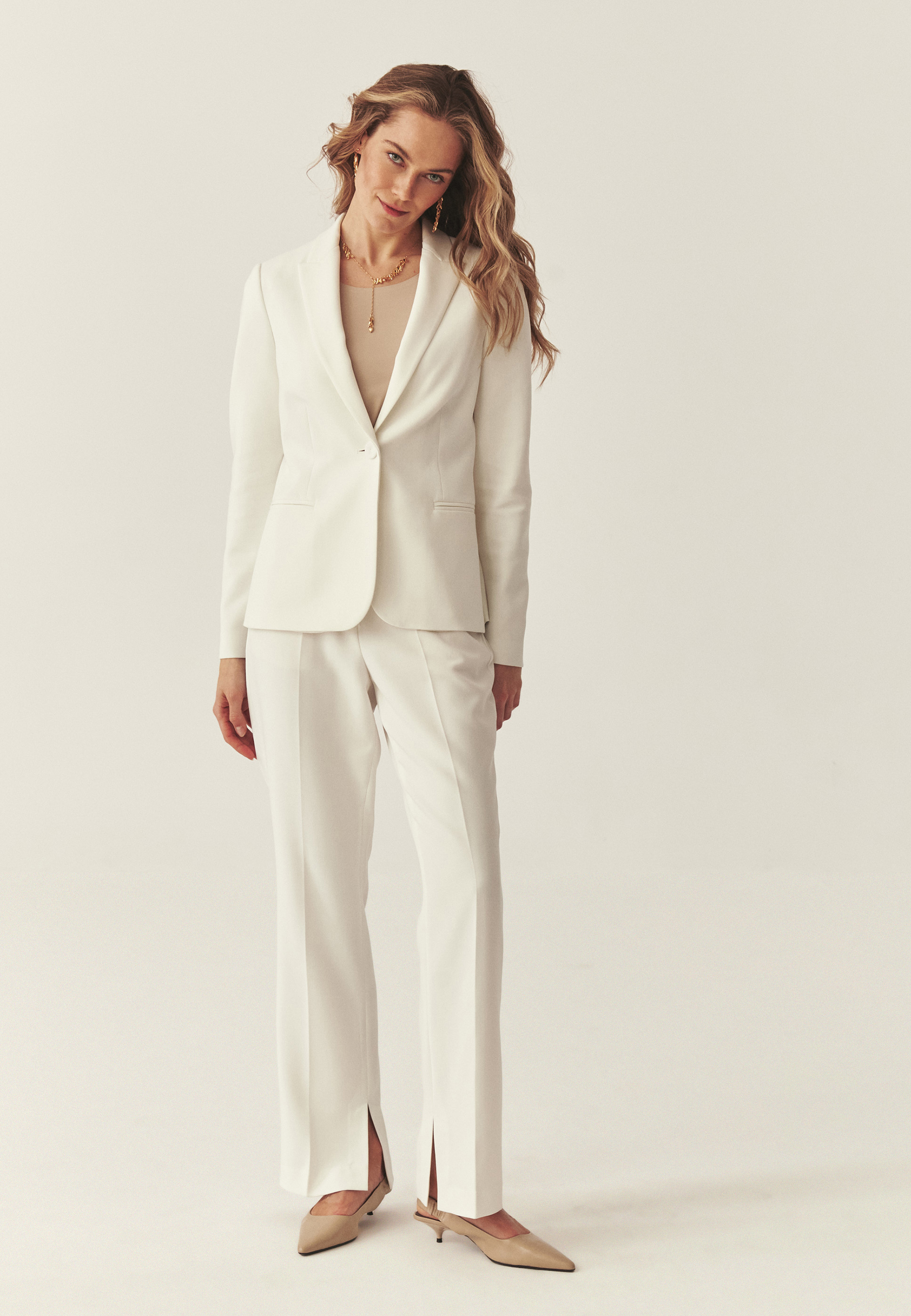 GARNITUROWE SPODNIE Z KANTEM - MARKIZA BIAŁY 2