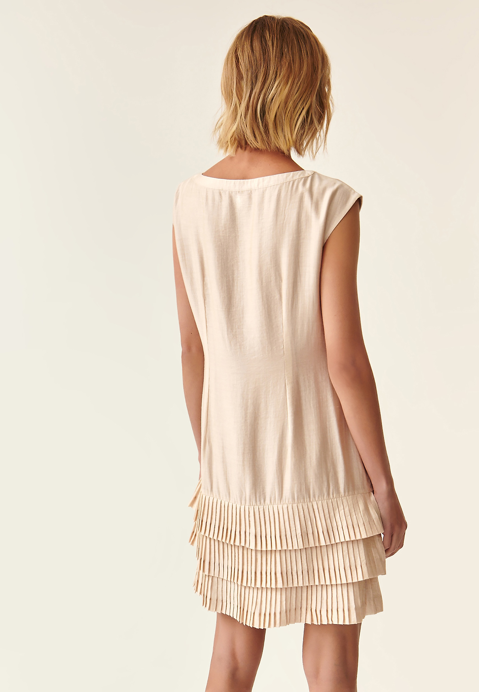 ROCHIE CU PANOU PLISAT SKAMPIANA ROCHIE CU PANOU PLISAT SKAMPIANA BEJ 87549