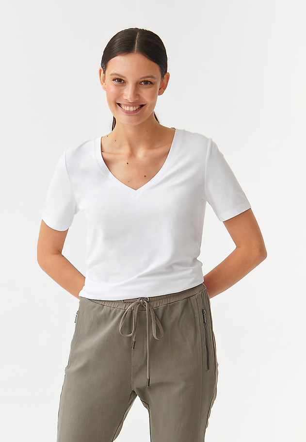 DÁMSKÁ ÚPLETOVÁ HALENKA S KRÁTKÝM RUKÁVEM LISA DÁMSKÁ ÚPLETOVÁ HALENKA S KRÁTKÝM RUKÁVEM LISA BÍLÁ 3