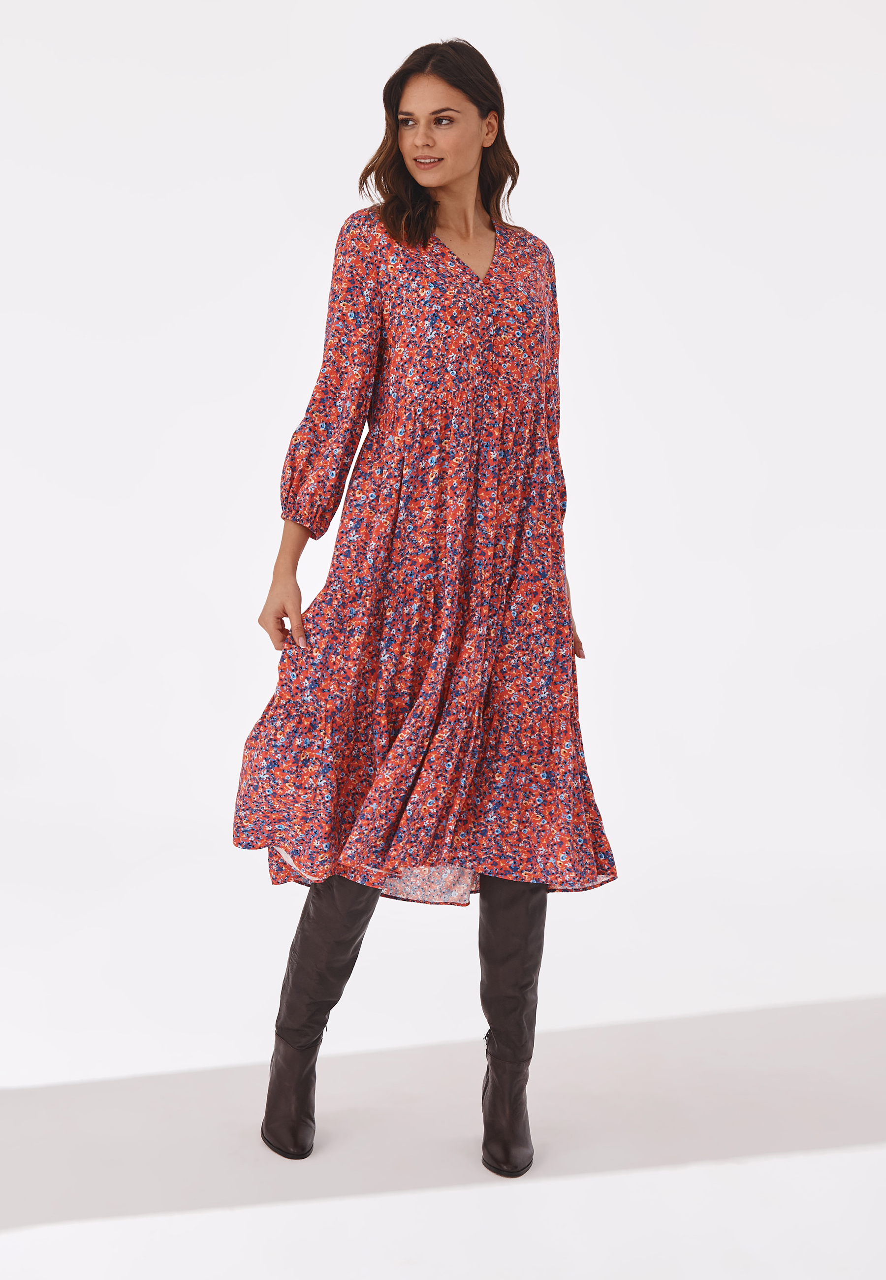 VZOROVANÉ ŠATY KENTRA