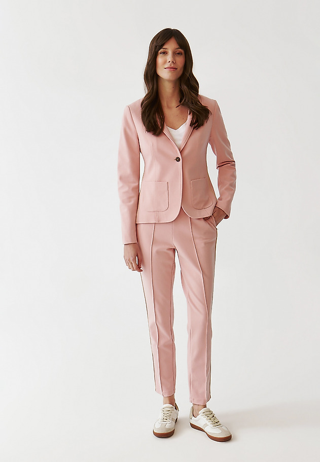 LADIES’ TROUSERS WITH CONTRASTING STRIPES - LAMIKO 1 LADIES’ TROUSERS WITH CONTRASTING STRIPES - LAMIKO 1 RÓŻOWY 1