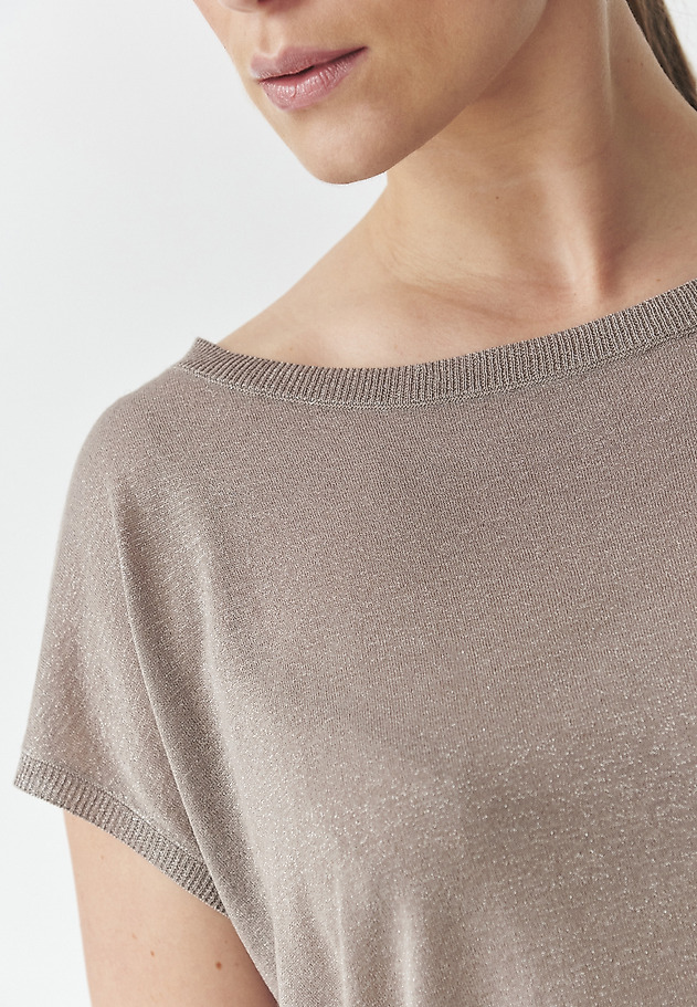 WISKOZOWY SWETER Z METALIZOWANYM WŁÓKNEM — GOLDIE WISKOZOWY SWETER Z METALIZOWANYM WŁÓKNEM — GOLDIE BEŻOWY 4