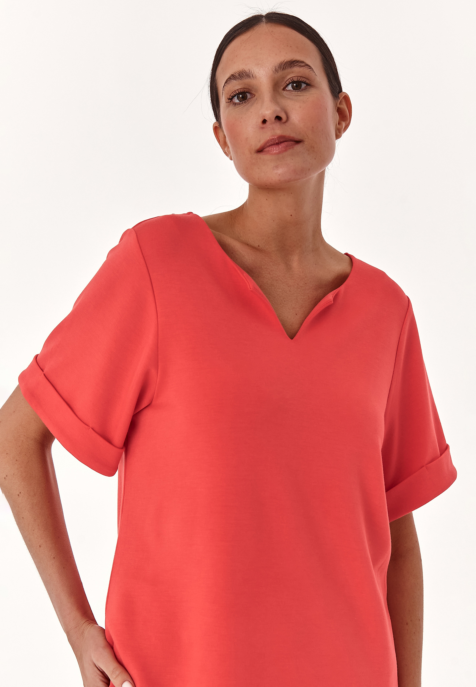 LADIES' BLOUSE SARUNI LADIES' BLOUSE SARUNI RED 79126